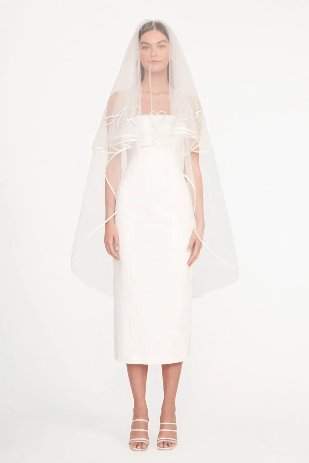 custom_embroidered_initials_veil_4.webp STAUD CUSTOM EMBROIDERED INITIALS VEIL< Bridal