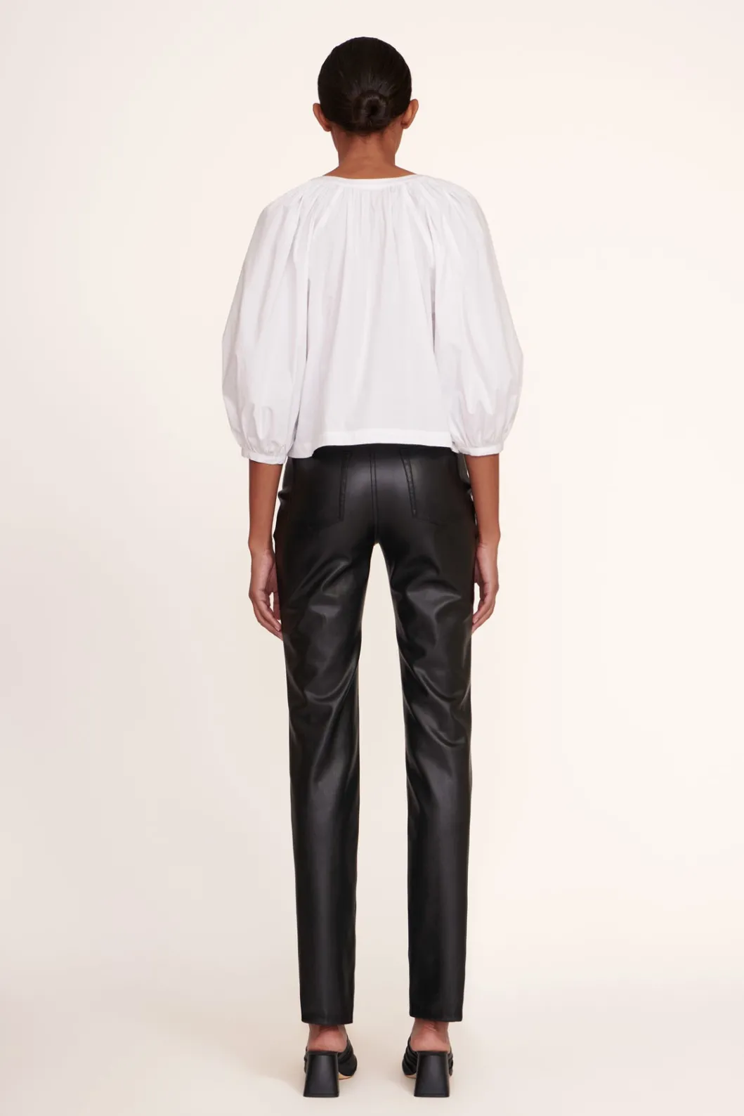 staud__new_dill_top_white_4.webp STAUD | NEW DILL TOP< Tops