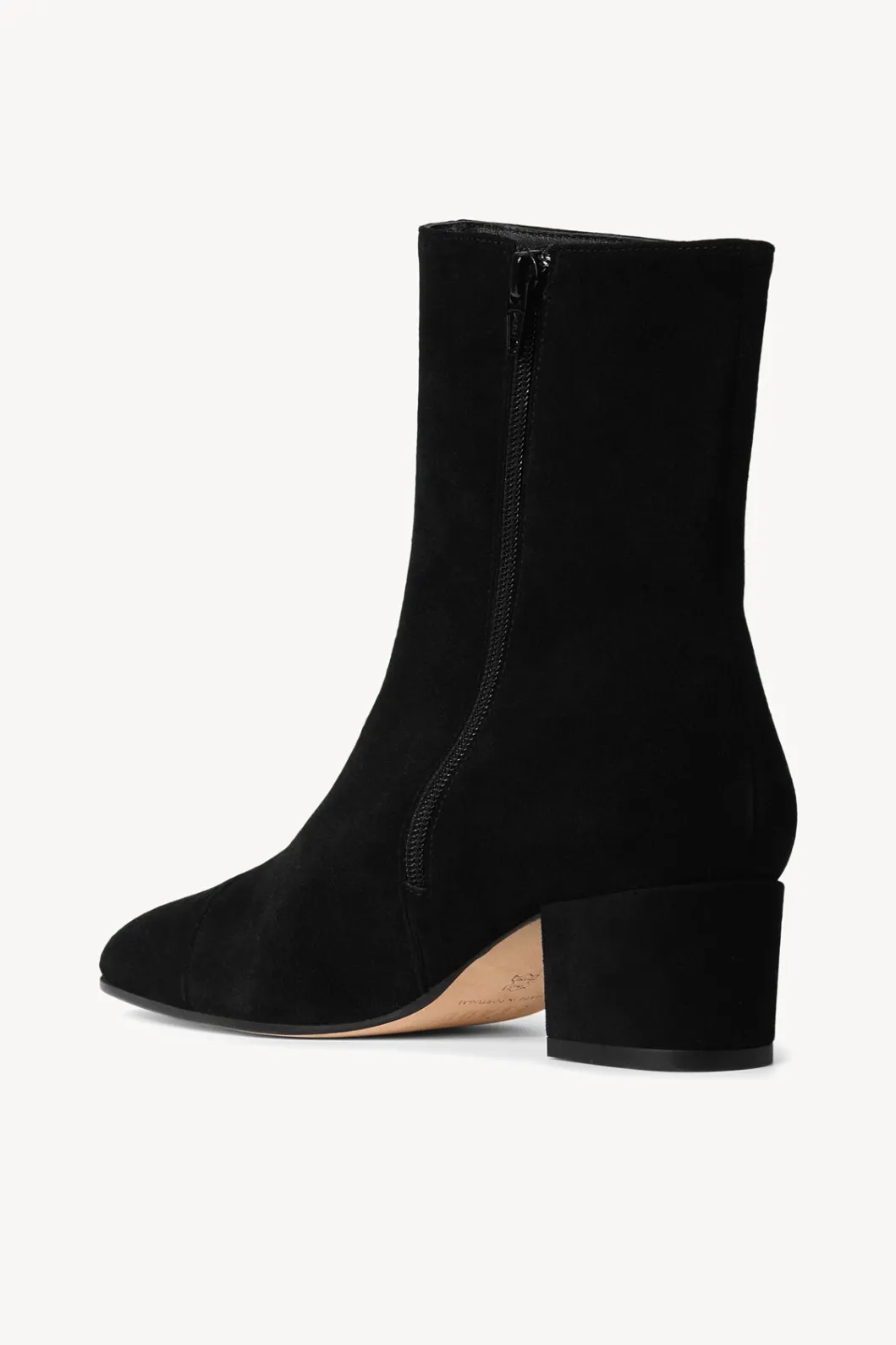 staud_aimee_short_boot_black_suede_4.webp STAUD AIMEE SHORT BOOT BLACK SUEDE< Boots
