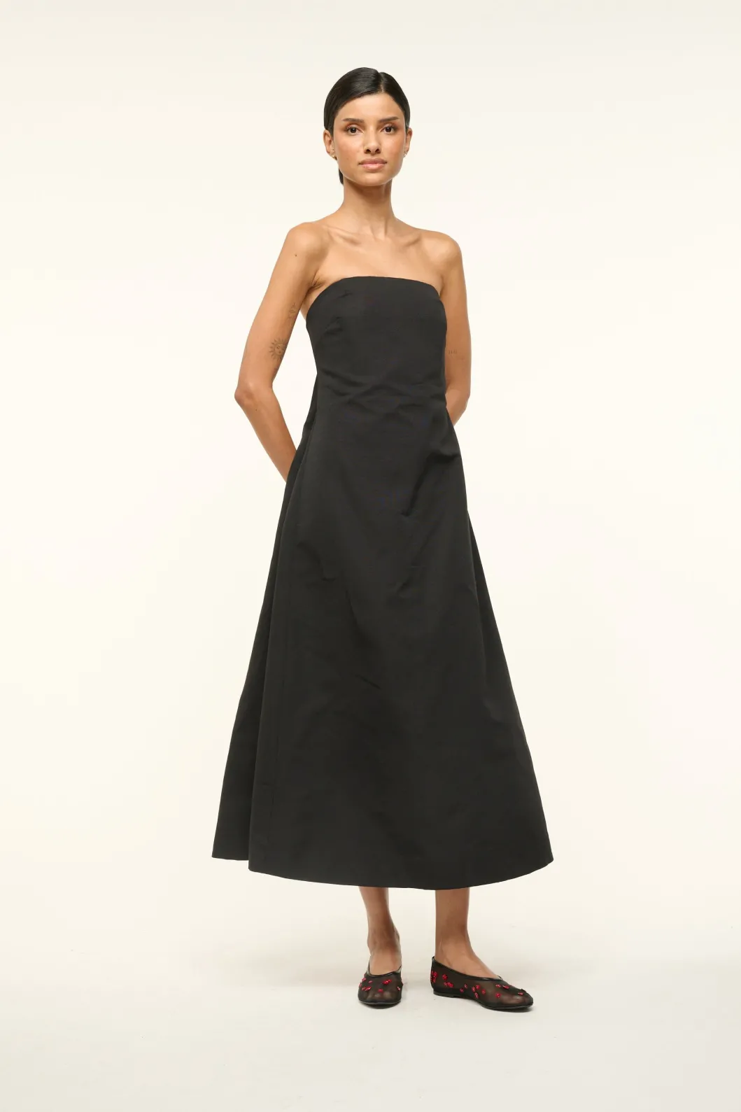 staud_alba_ballet_flat_poppy_3.webp STAUD ALBA BALLET FLAT< The Evening Edit | Mules & Flats