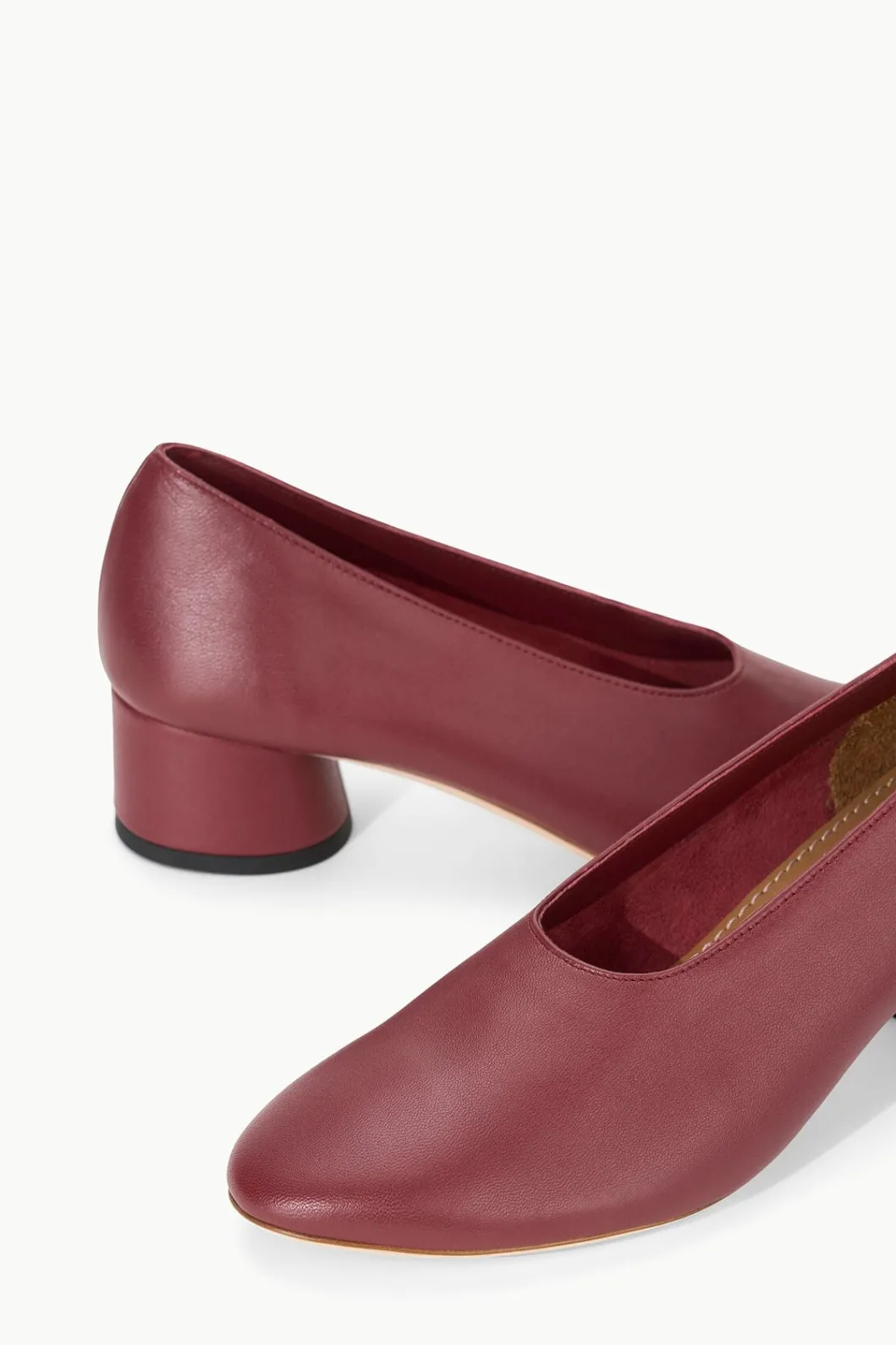 staud_alba_pump_pinot_4.webp STAUD ALBA PUMP< Heels