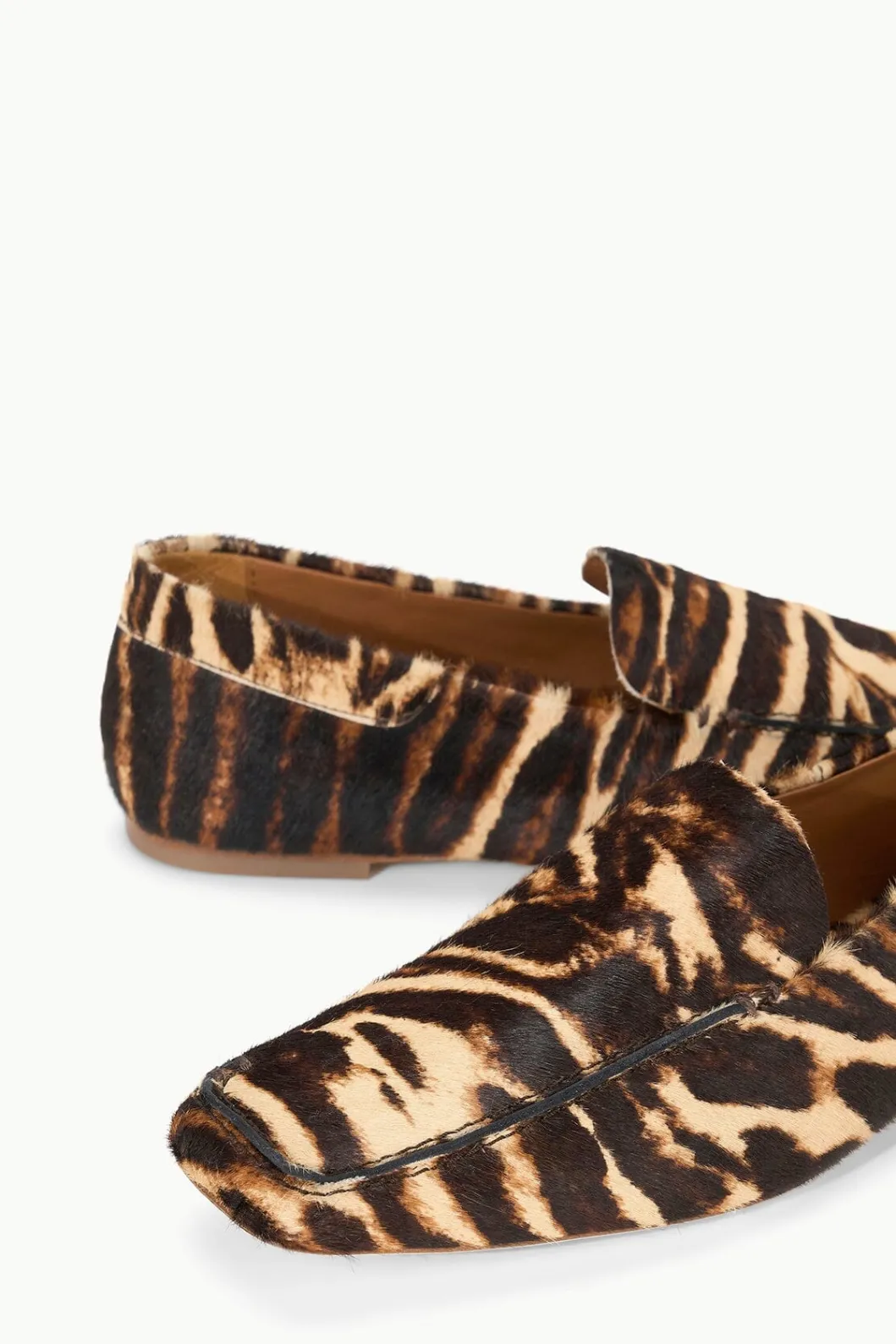 staud_becks_soft_loafer_lady_leopard_4.webp STAUD BECKS SOFT LOAFER LADY LEOPARD< Mules & Flats | Loafers