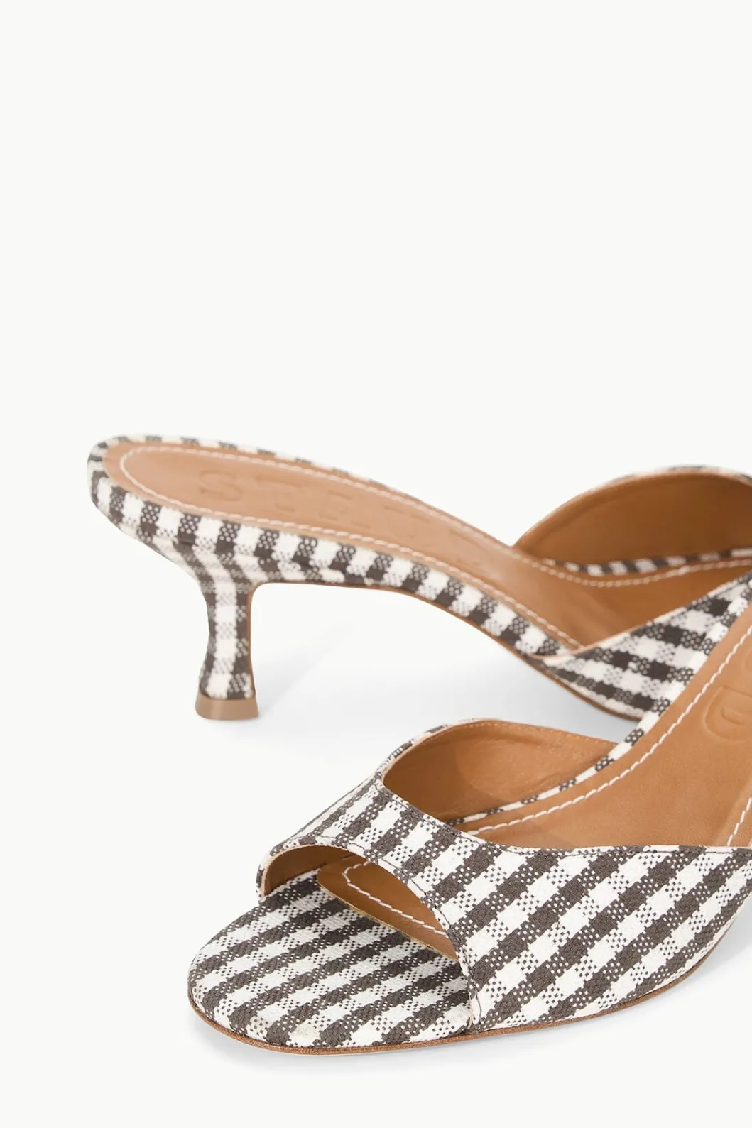 staud_brigitte_mule_dark_chocolate_micro_check_5.webp STAUD BRIGITTE MULE DARK CHOCOLATE MICRO CHECK< Mules & Flats