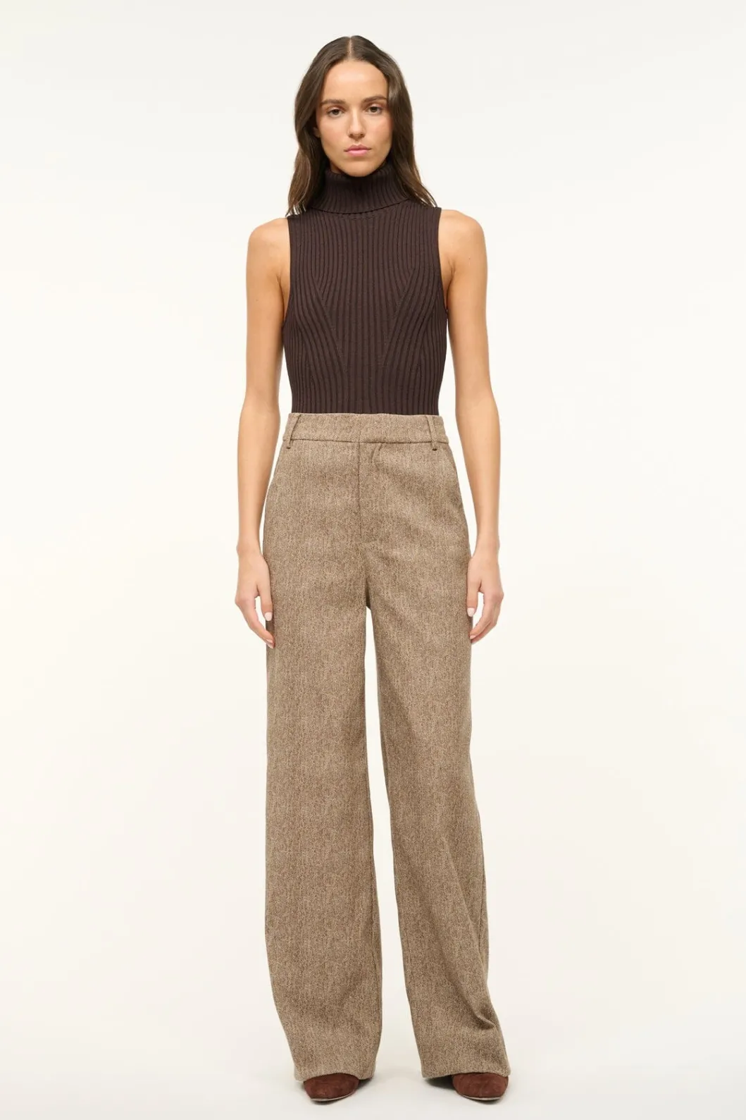 staud_callum_top_earth_3.webp STAUD CALLUM TOP< Tops