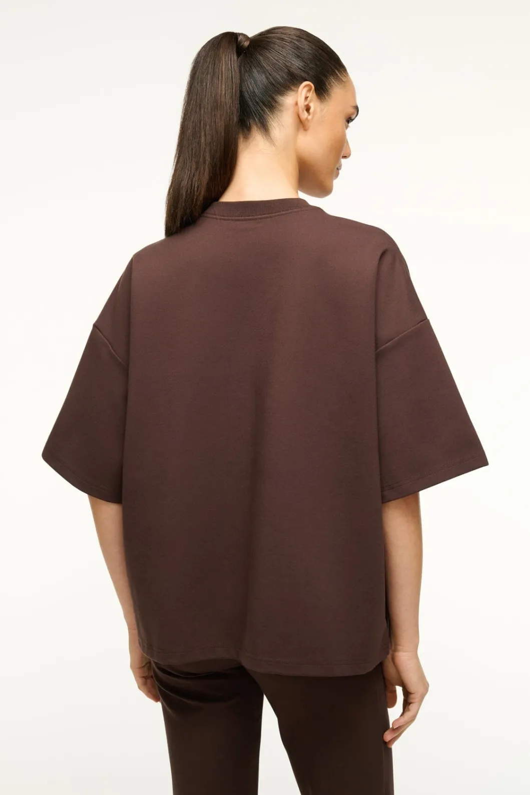 staud_capsule_top_dark_chocolate_2.webp STAUD CAPSULE TOP DARK CHOCOLATE< Tops