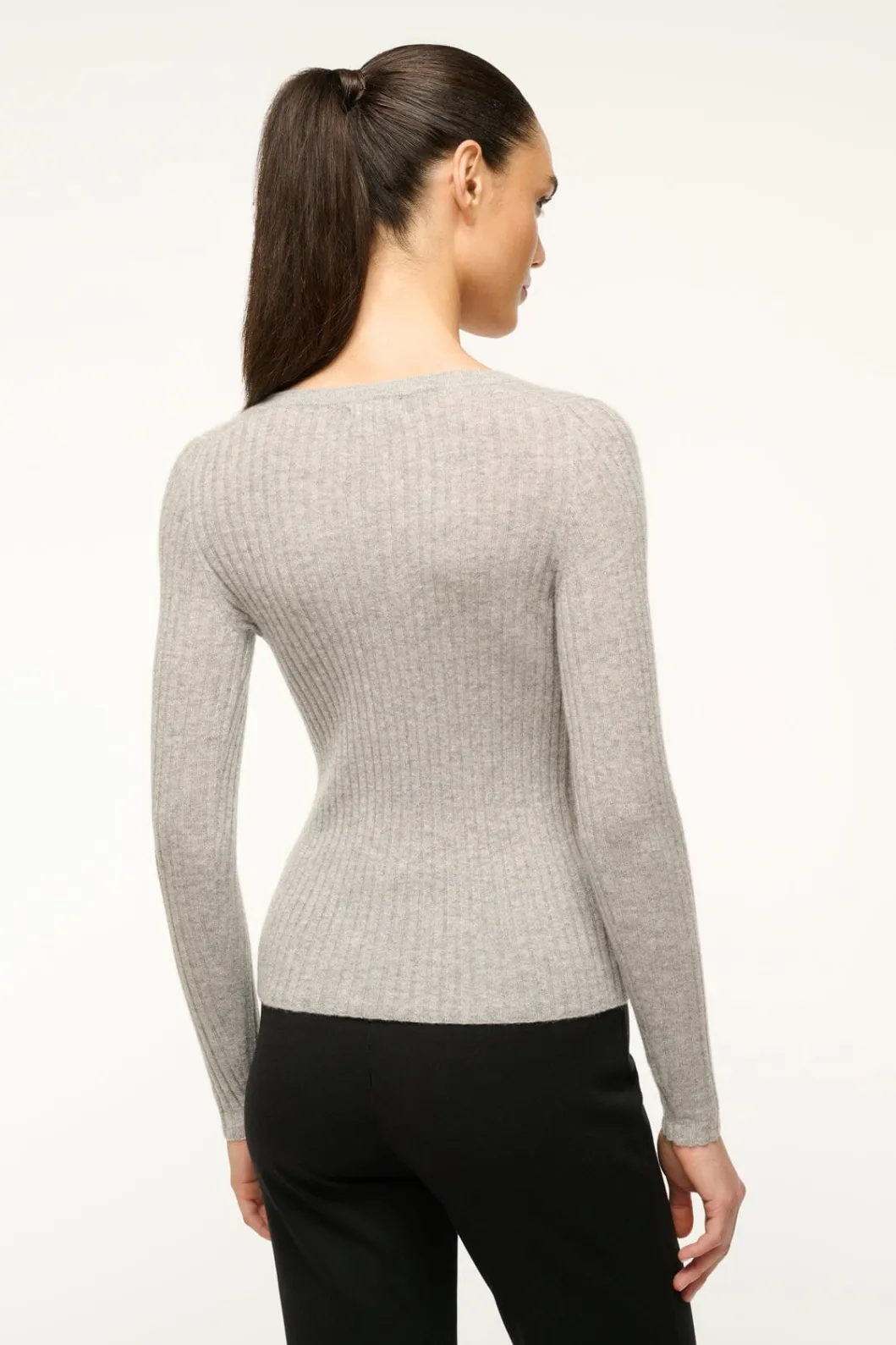 staud_cargo_cashmere_sweater_heather_grey_2.webp STAUD CARGO CASHMERE SWEATER HEATHER GREY< Sweaters