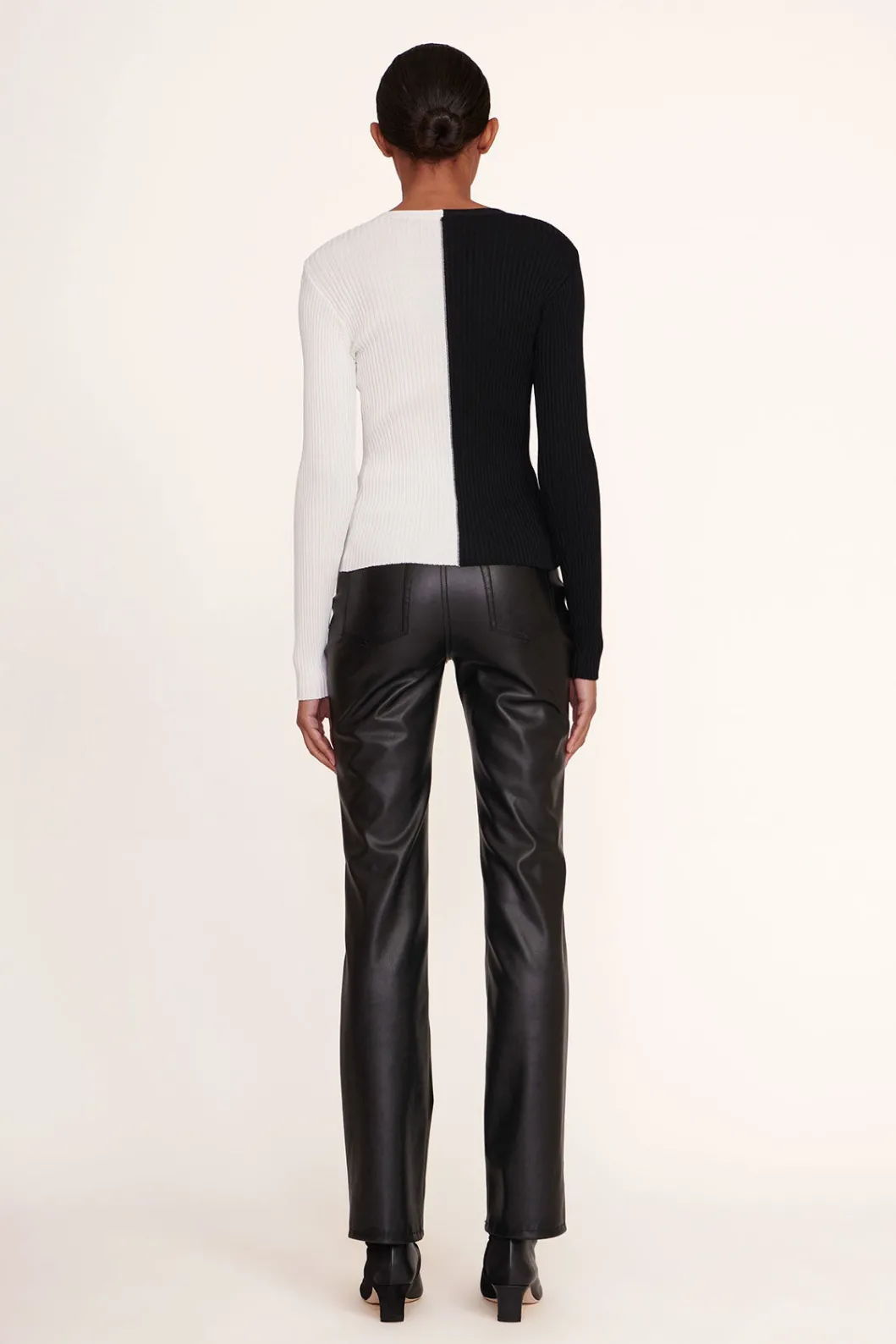 staud_cargo_sweater__black_white_3.webp STAUD CARGO SWEATER | BLACK WHITE< Sweaters