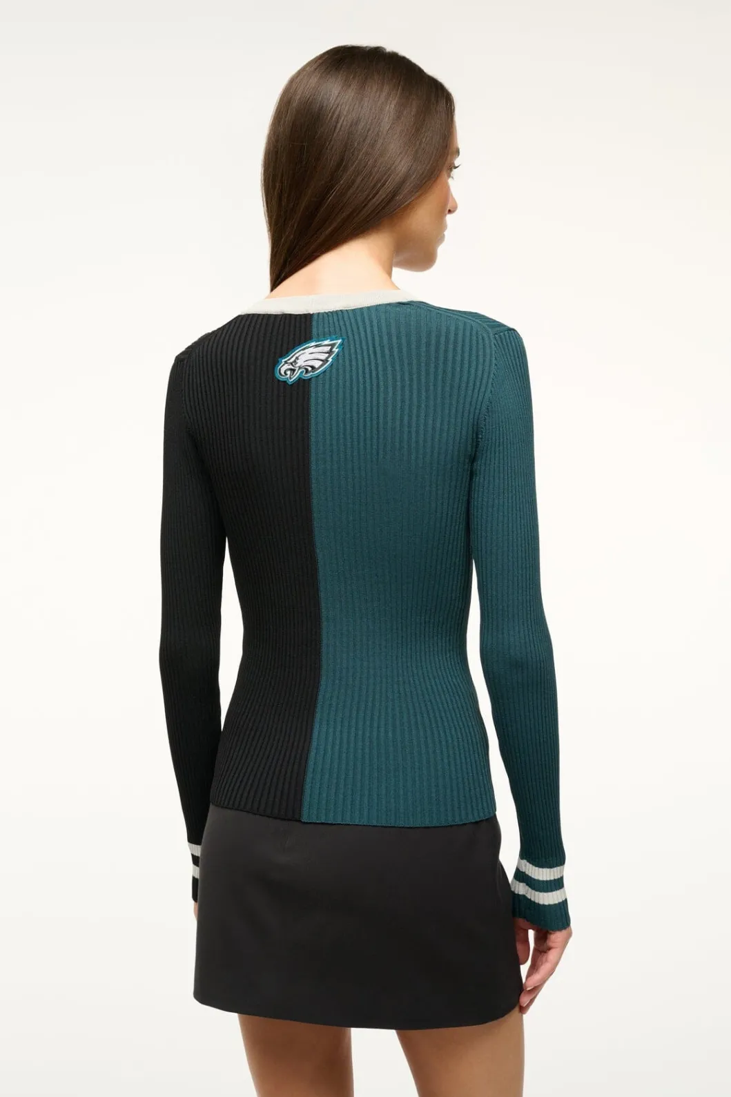 staud_cargo_sweater_x_nfl_eagles_3.webp STAUD CARGO SWEATER X NFL< Tops