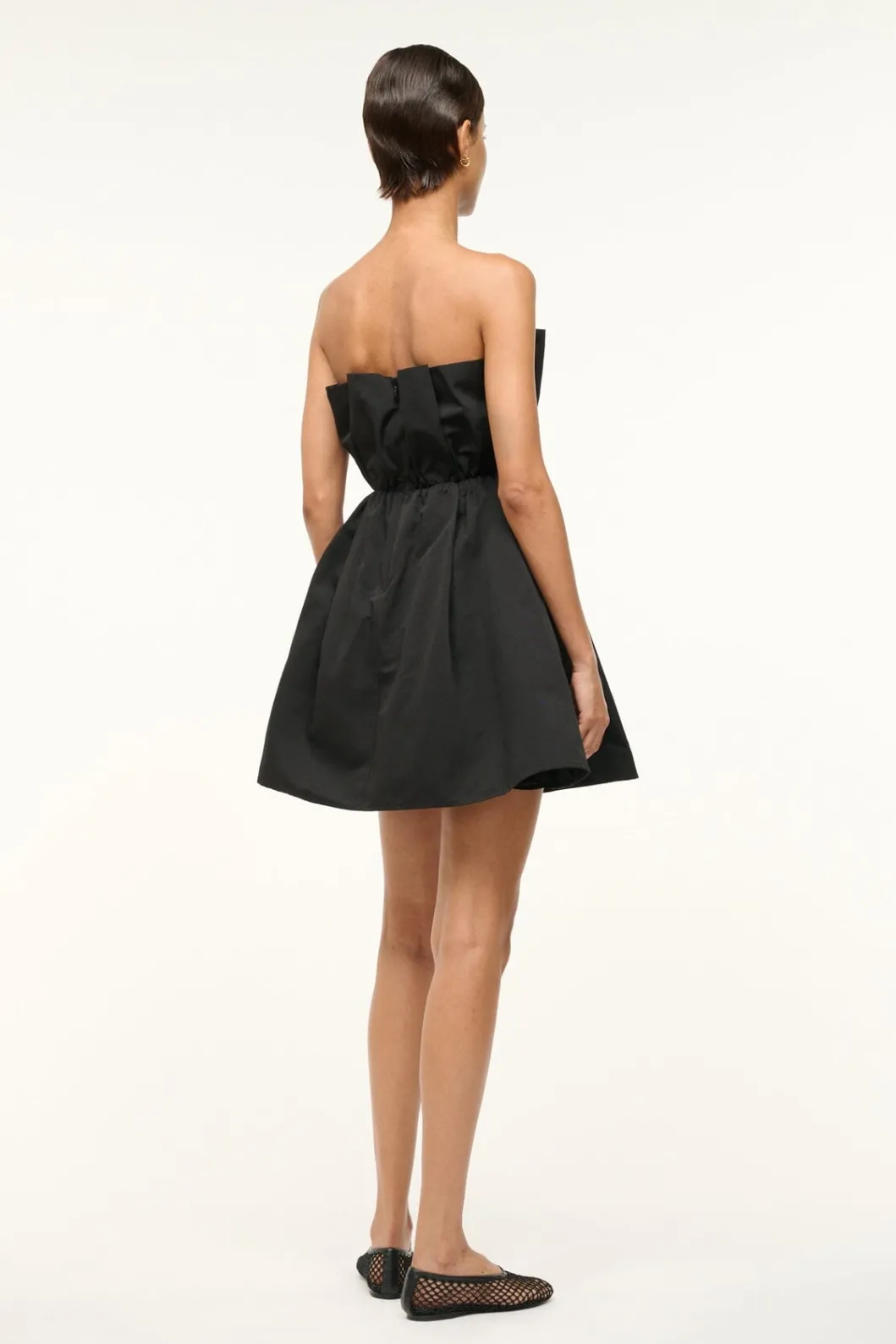 staud_cordelia_dress_black_2.webp STAUD CORDELIA DRESS< The Evening Edit