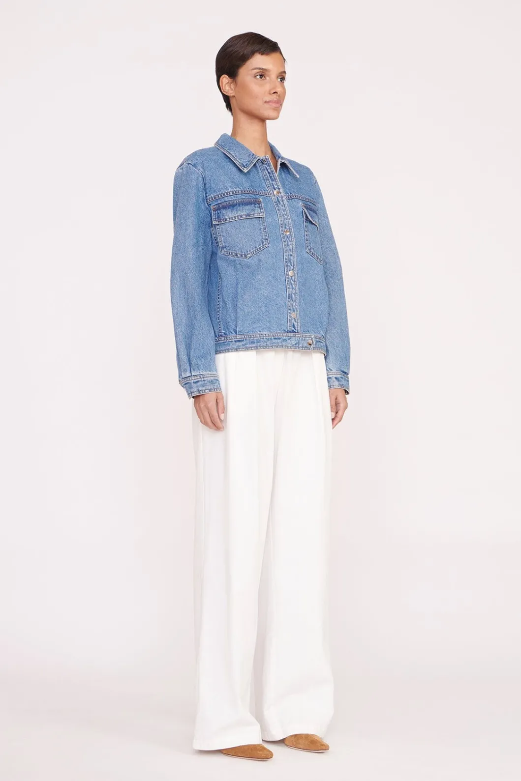 staud_custom_classic_oversized_ryan_jacket__medium_wash_5.webp STAUD CUSTOM CLASSIC OVERSIZED RYAN JACKET | MEDIUM WASH< Outerwear & Jackets | Custom Clothing