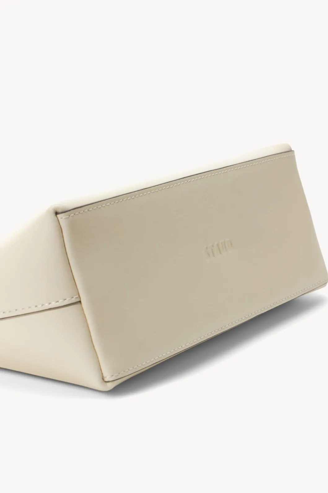 staud_custom_kaia_shoulder_bag__cream_5.webp STAUD CUSTOM KAIA SHOULDER BAG | < Custom Handbags | Custom Handbags