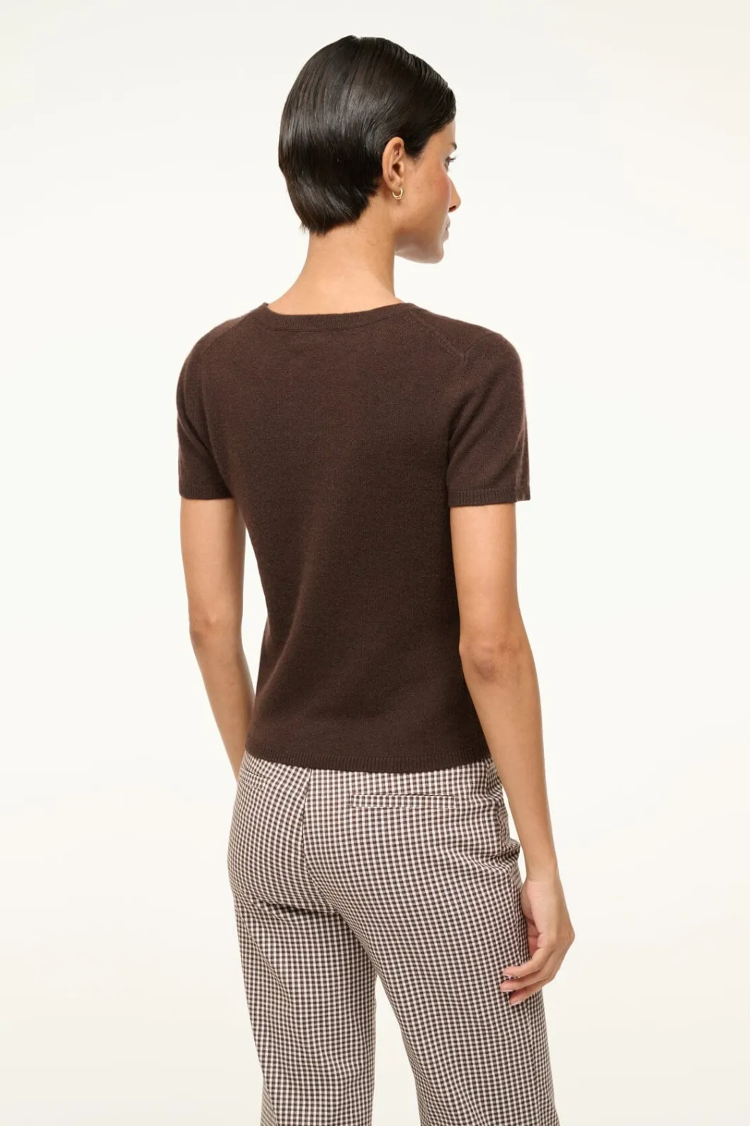 staud_easy_cashmere_tee_dark_chocolate_3.webp STAUD EASY CASHMERE TEE DARK CHOCOLATE< Tops