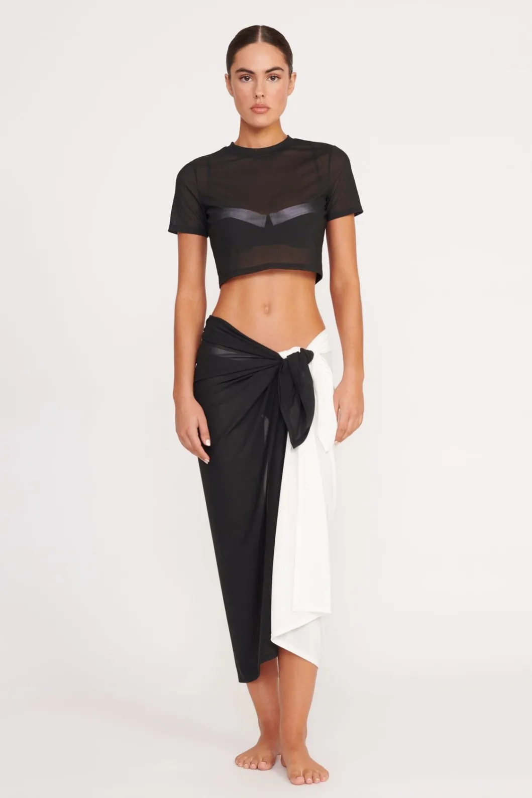 staud_fernanda_top_black_2.webp STAUD FERNANDA TOP< Swim | Cover-ups