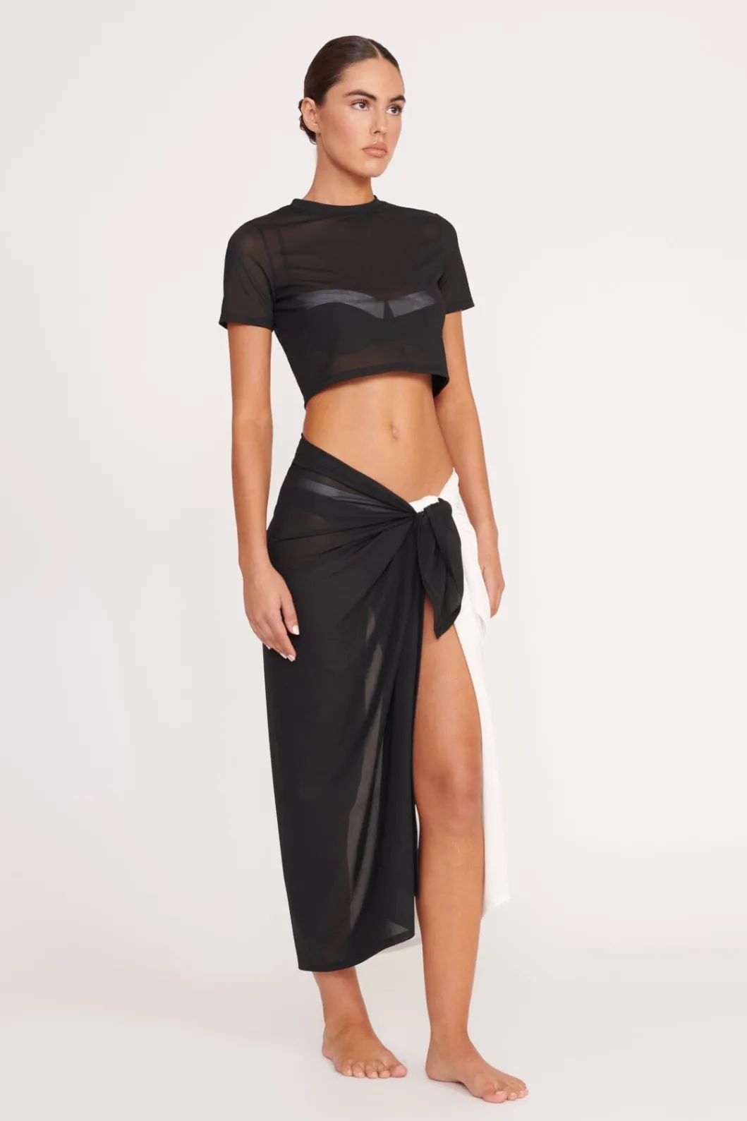 staud_fernanda_top_black_4.webp STAUD FERNANDA TOP< Swim | Cover-ups
