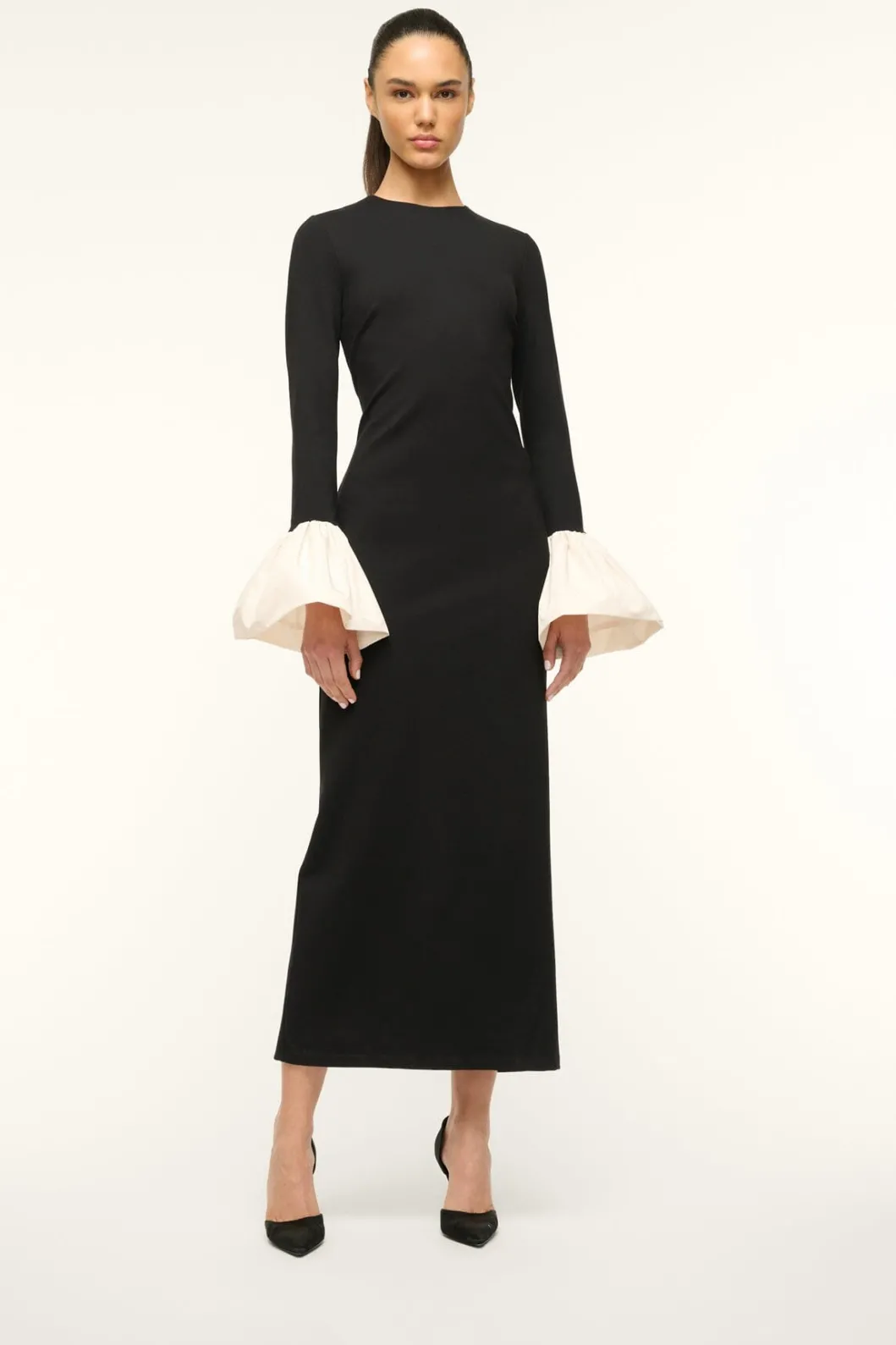 staud_gardening_pump_black_3.webp STAUD GARDENING PUMP< The Evening Edit