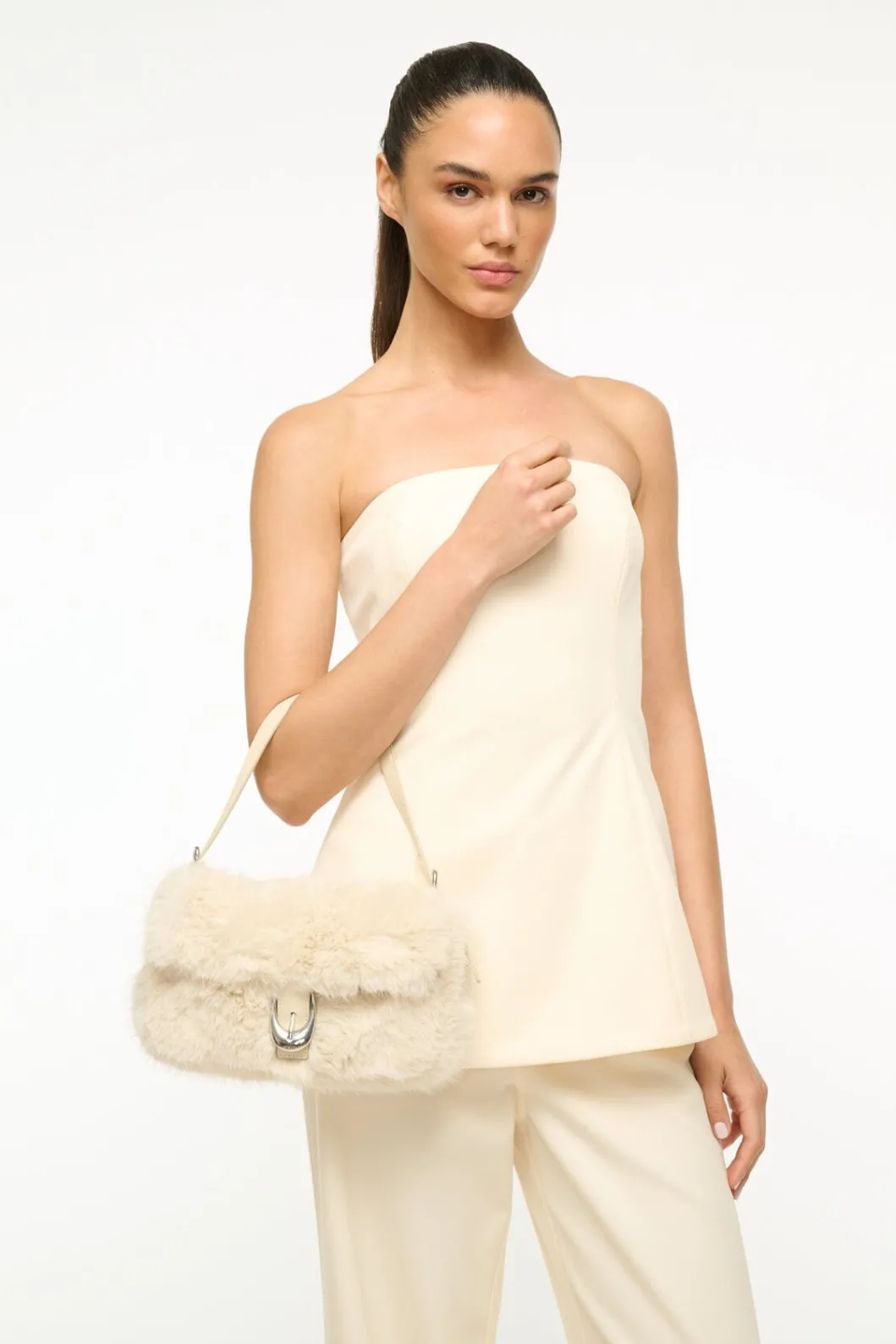 staud_harlow_faux_fur_bag_cream_3.webp STAUD HARLOW FAUX FUR BAG< The Evening Edit | Shoulder