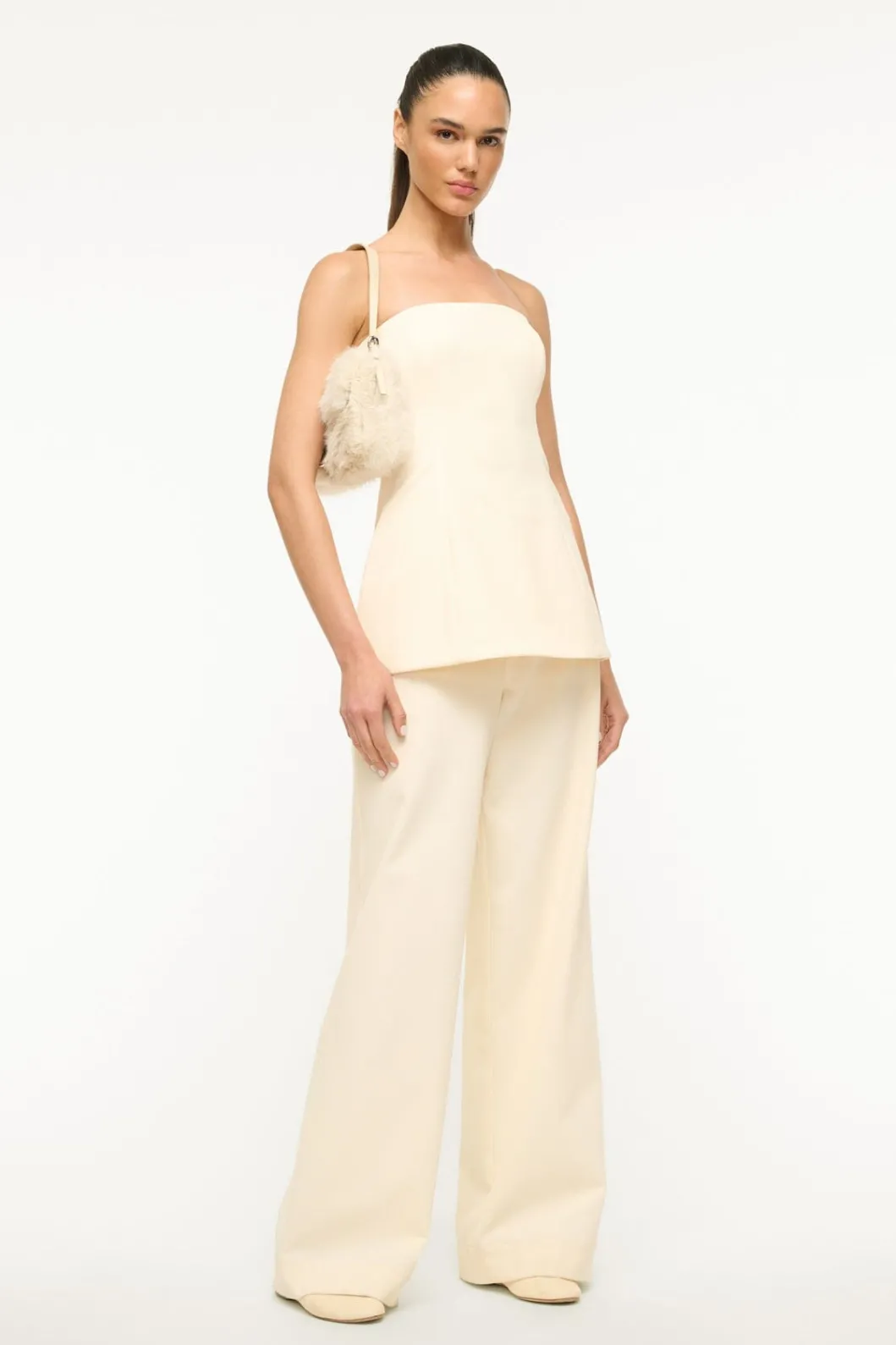 staud_harlow_faux_fur_bag_cream_5.webp STAUD HARLOW FAUX FUR BAG< The Evening Edit | Shoulder