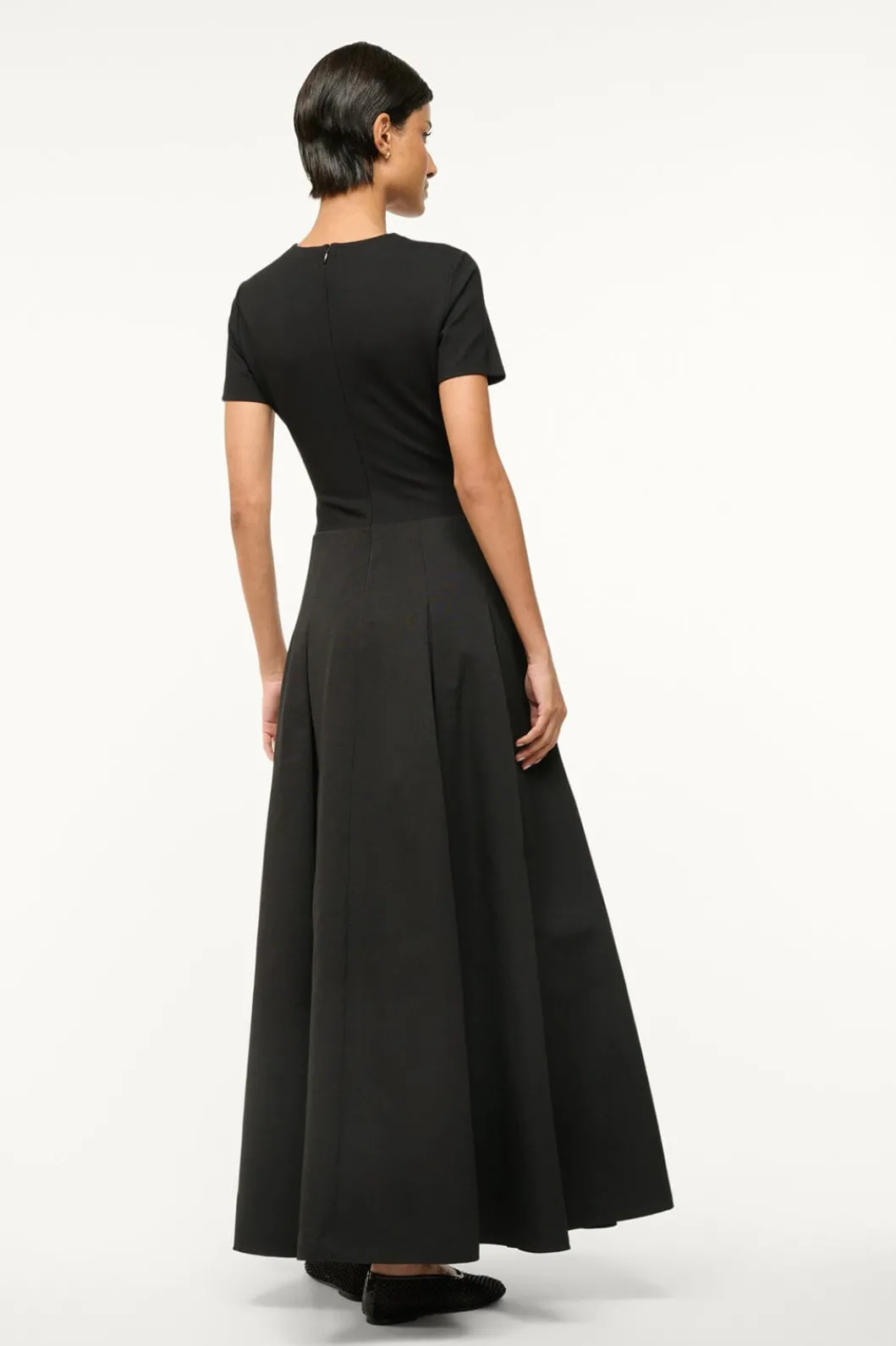staud_hopper_dress_black_2.webp STAUD HOPPER DRESS< The Evening Edit | Maxi Dresses