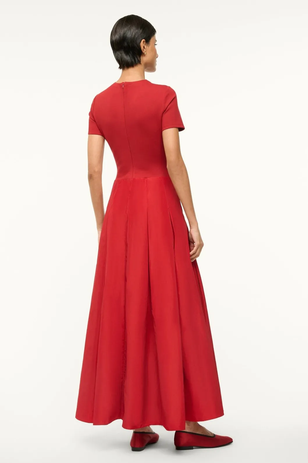 staud_hopper_dress_rouge_2.webp STAUD HOPPER DRESS< The Evening Edit | Maxi Dresses
