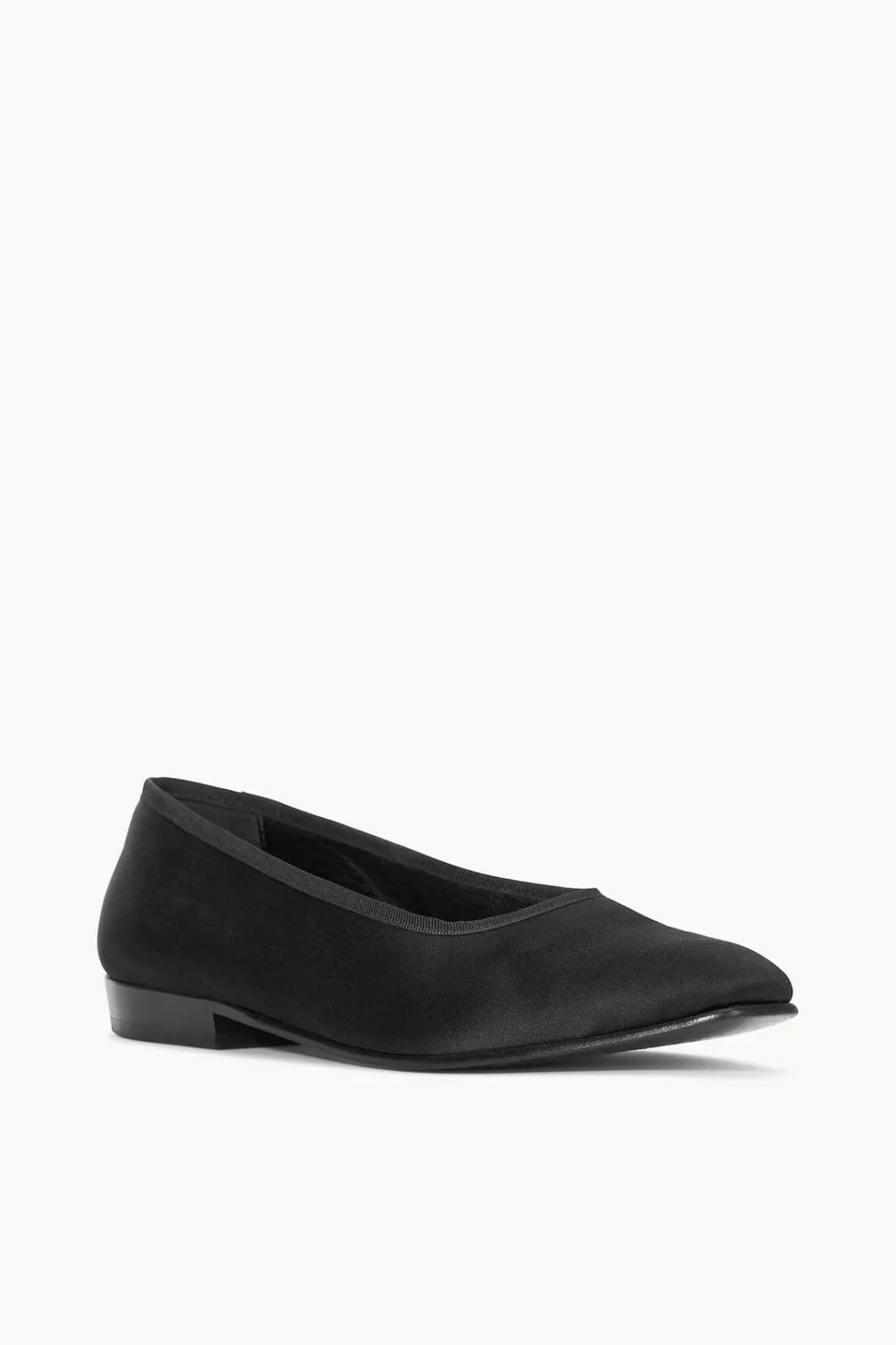 staud_keith_ballet_flat_black_2.webp STAUD KEITH BALLET FLAT< The Evening Edit | Mules & Flats