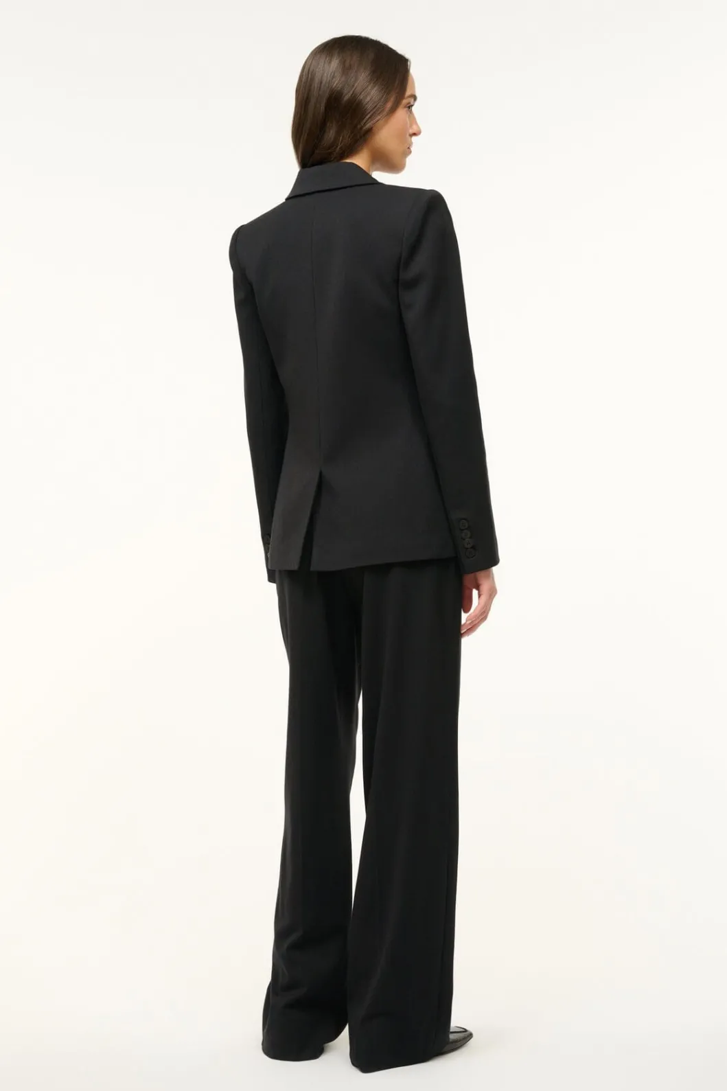 staud_lexington_blazer_black_2.webp STAUD LEXINGTON BLAZER< Outerwear & Jackets