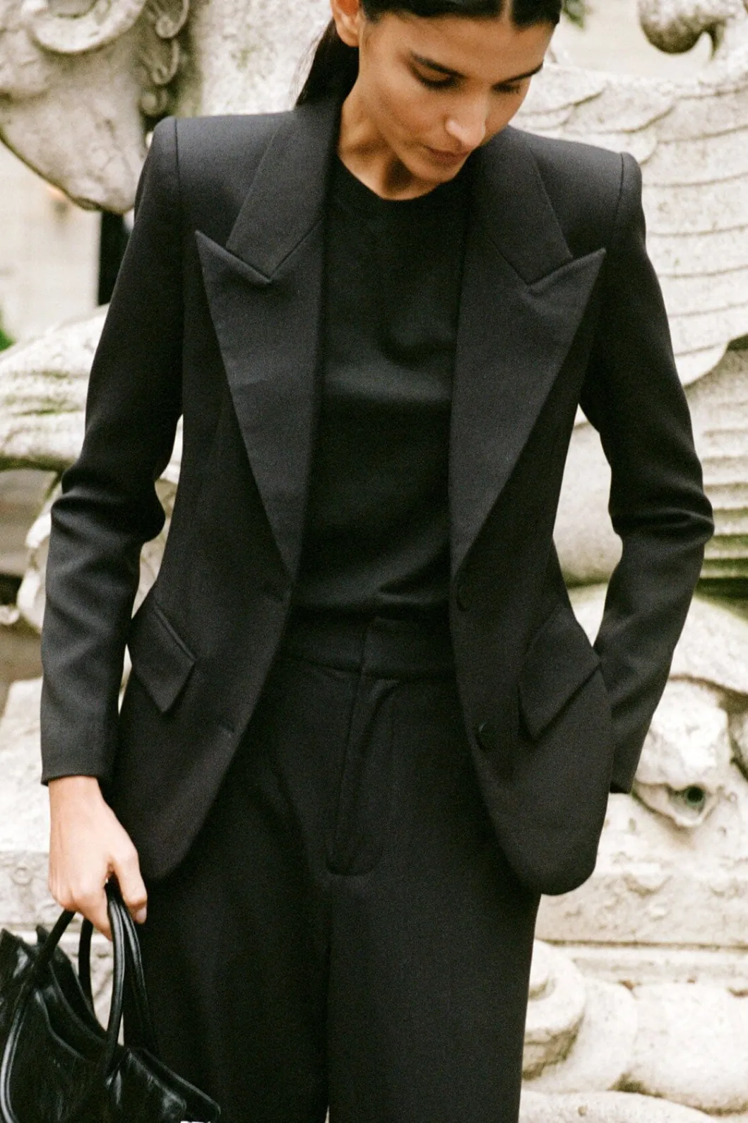 staud_lexington_blazer_black_6.webp STAUD LEXINGTON BLAZER< Outerwear & Jackets