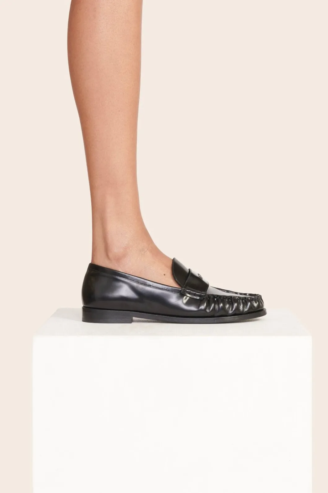 staud_loulou_loafer_black_5.webp STAUD LOULOU LOAFER< Loafers