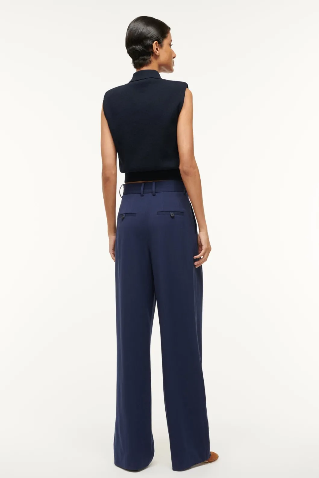 staud_luisa_pant_navy_2.webp STAUD LUISA PANT< The Evening Edit