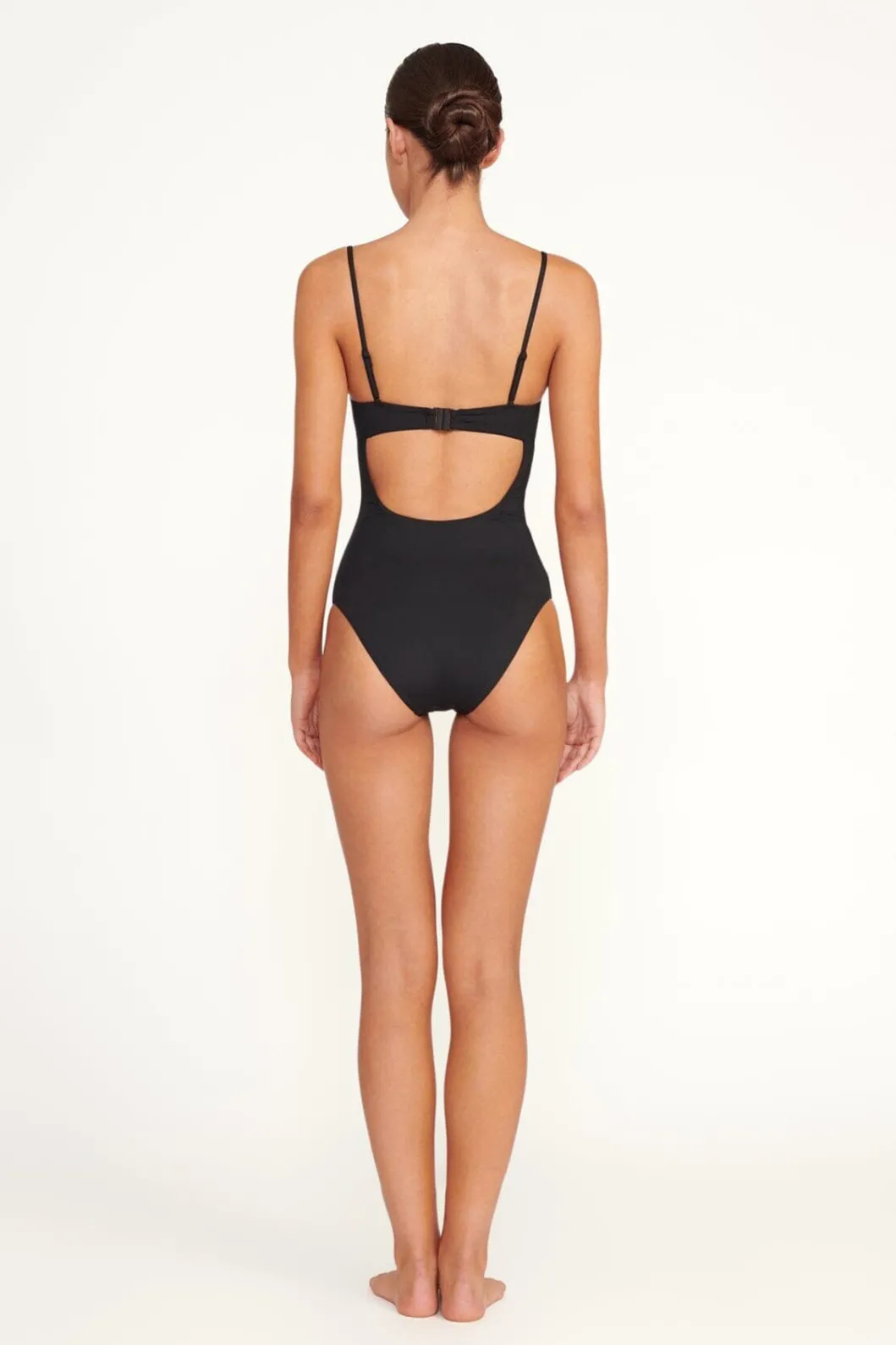 staud_maeve_one_piece_blackwhite__2.webp STAUD MAEVE ONE PIECE 1< Swim