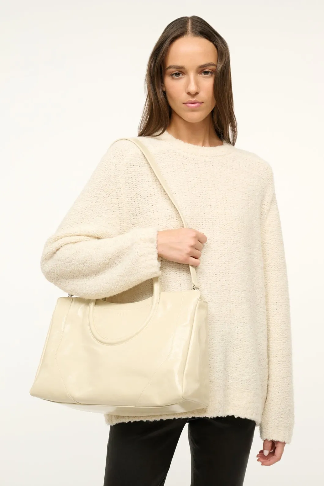 staud_maude_satchel_cream_3.webp STAUD MAUDE SATCHEL< Carryalls