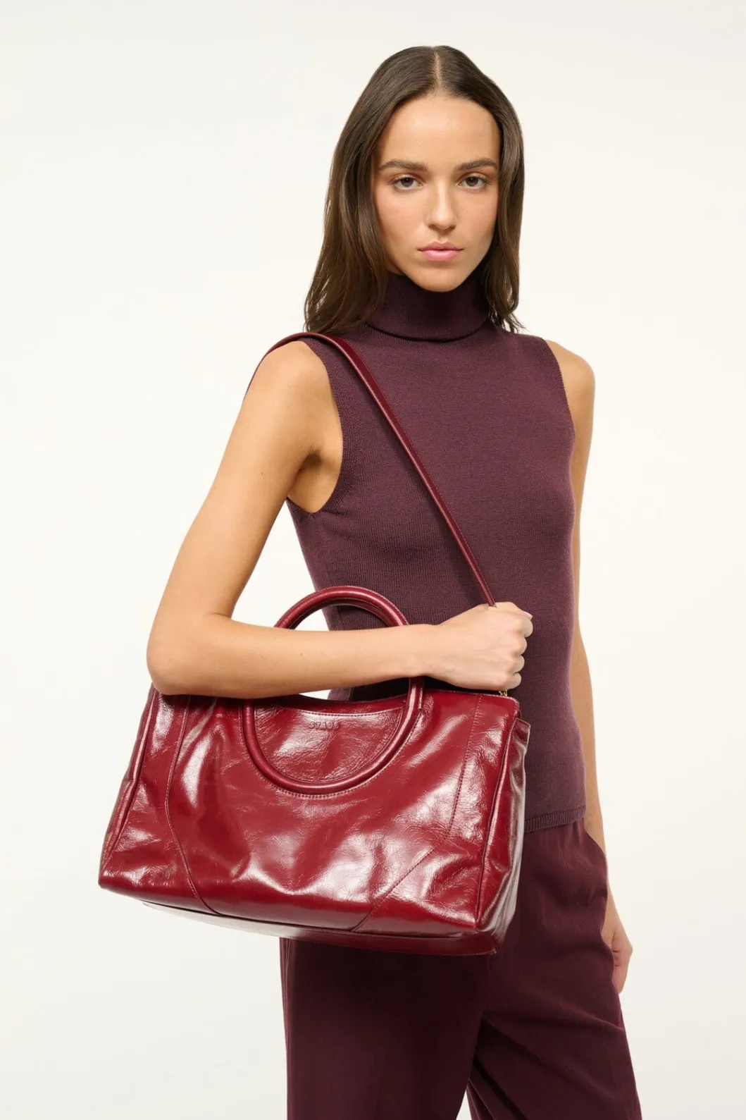 staud_maude_satchel_pinot_3.webp STAUD MAUDE SATCHEL< Carryalls