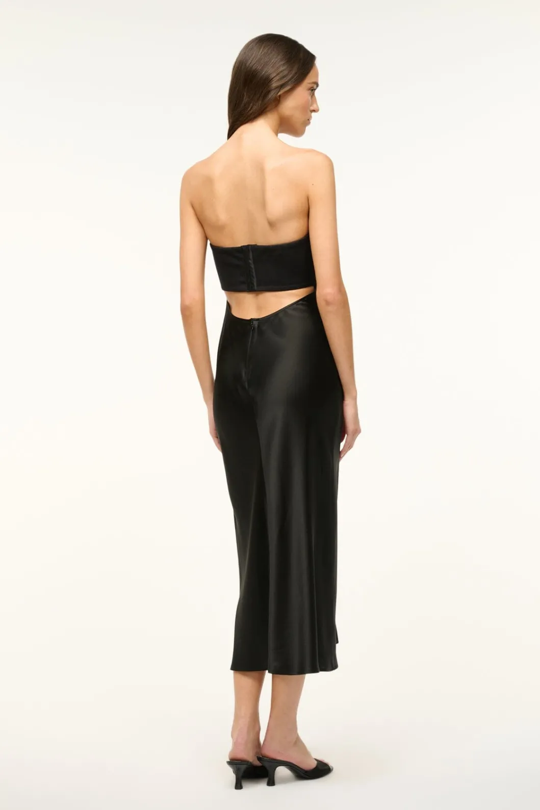 staud_midi_wayfaring_dress_black_3.webp STAUD MIDI WAYFARING DRESS< The Evening Edit | Midi Dresses