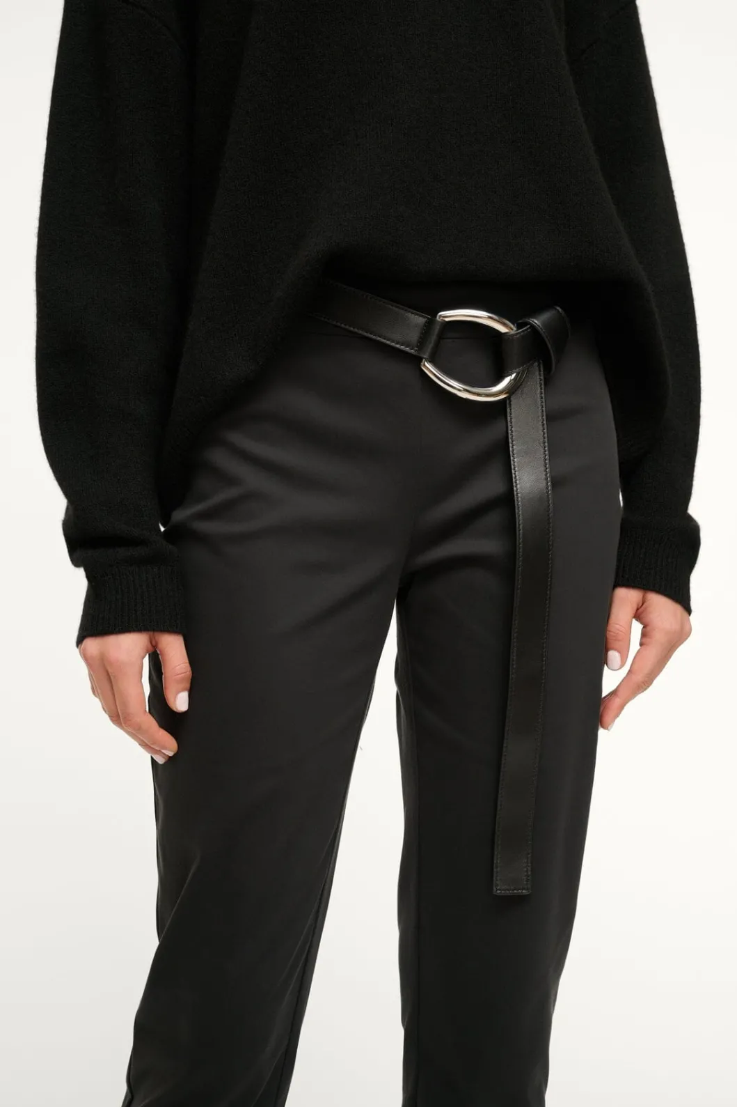 staud_mm_wrap_belt_black_silver_3.webp STAUD 30MM WRAP BELT BLACK SILVER< Accessories