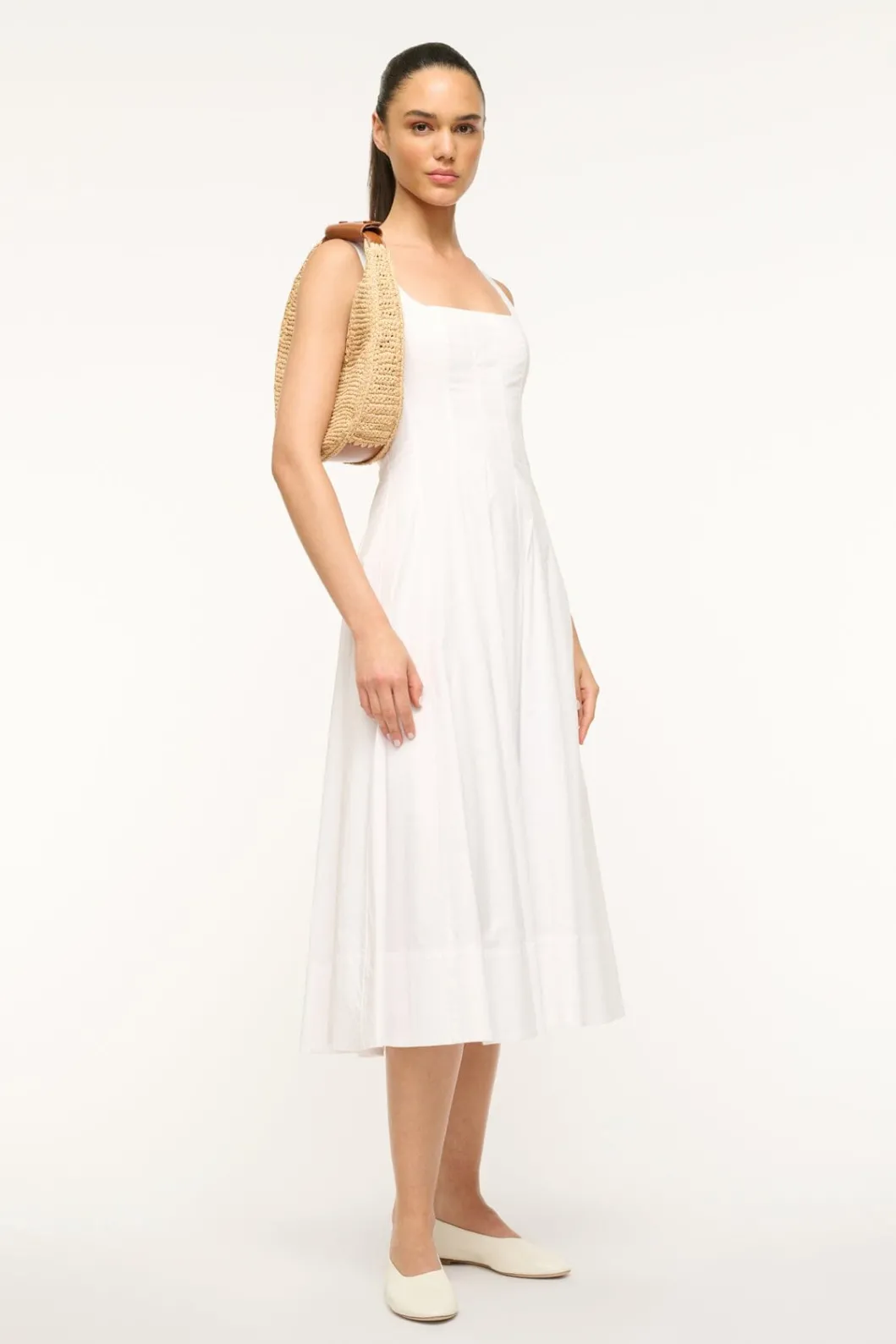 staud_moon_raffia_bag_natural_tan_5.webp STAUD MOON RAFFIA BAG NATURAL TAN< Swim | Shoulder