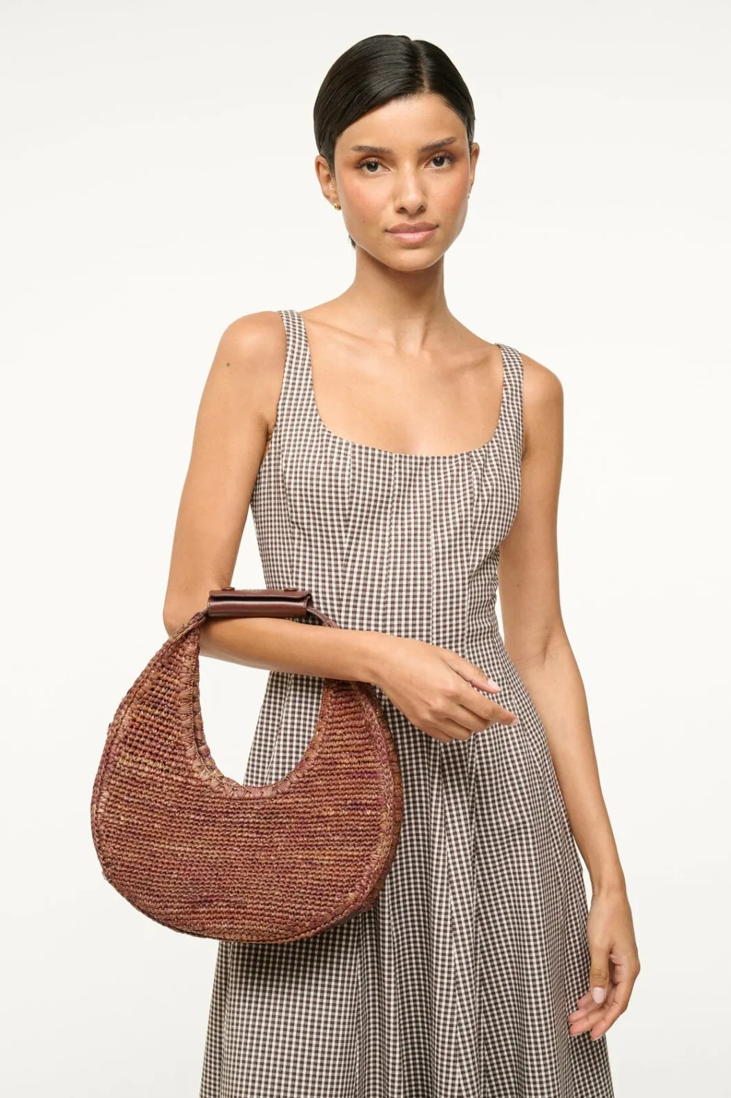 staud_moon_raffia_tote_bag_mahogany_3.webp STAUD MOON RAFFIA TOTE BAG< Swim | Totes