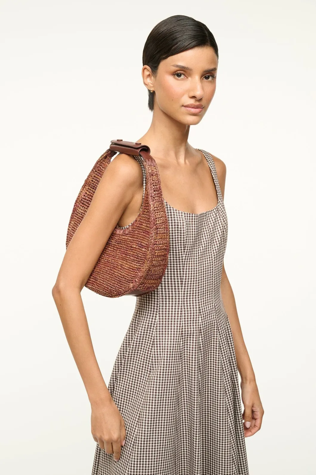 staud_moon_raffia_tote_bag_mahogany_5.webp STAUD MOON RAFFIA TOTE BAG< Swim | Totes