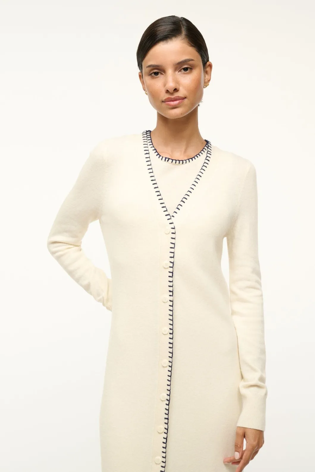 staud_morrison_cardigan_ivory_navy_3.webp STAUD MORRISON CARDIGAN IVORY NAVY< Sweaters