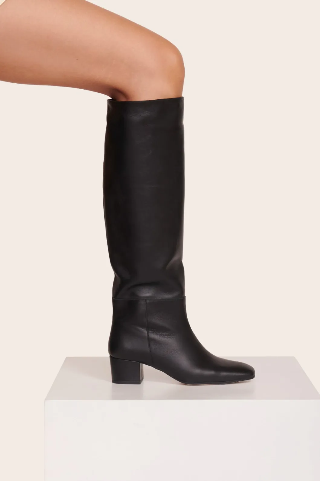 staud_nancy_boot_black_5.webp STAUD NANCY BOOT< Boots