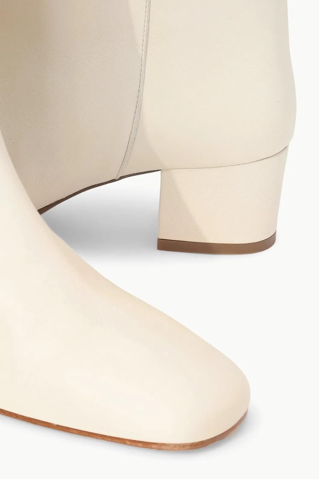 staud_nancy_boot_cream_6.webp STAUD NANCY BOOT< Boots