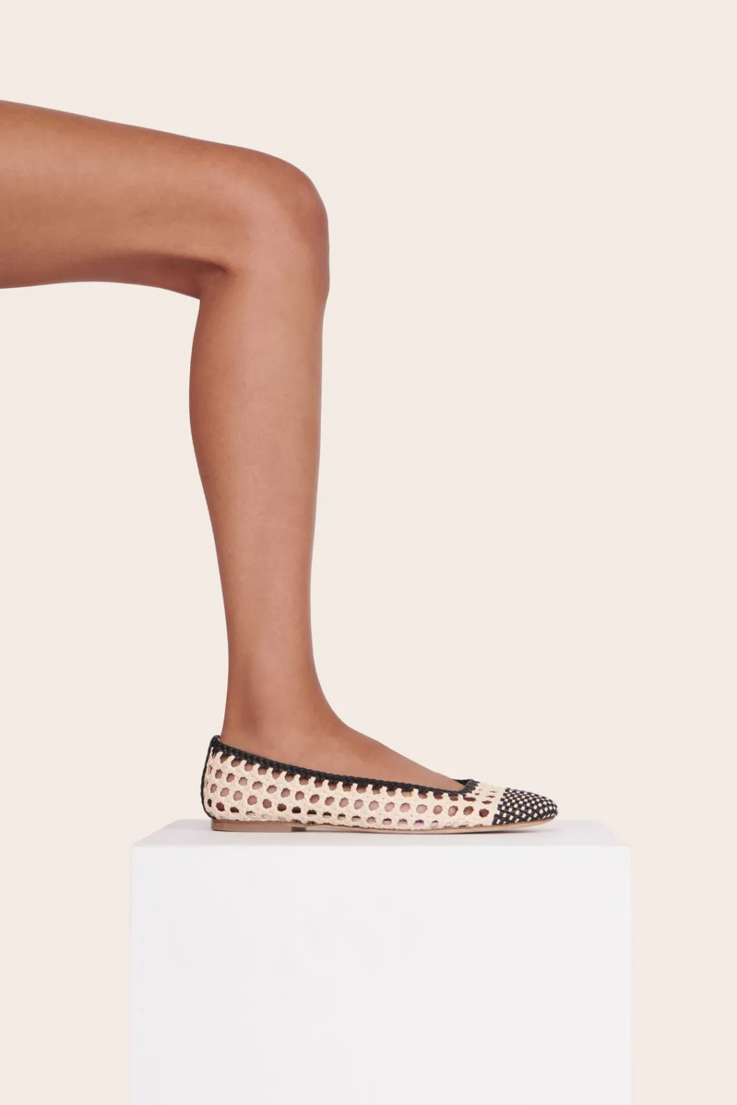 staud_nell_crochet_ballerina_cream_black_3.webp STAUD NELL CROCHET BALLERINA CREAM BLACK< Mules & Flats