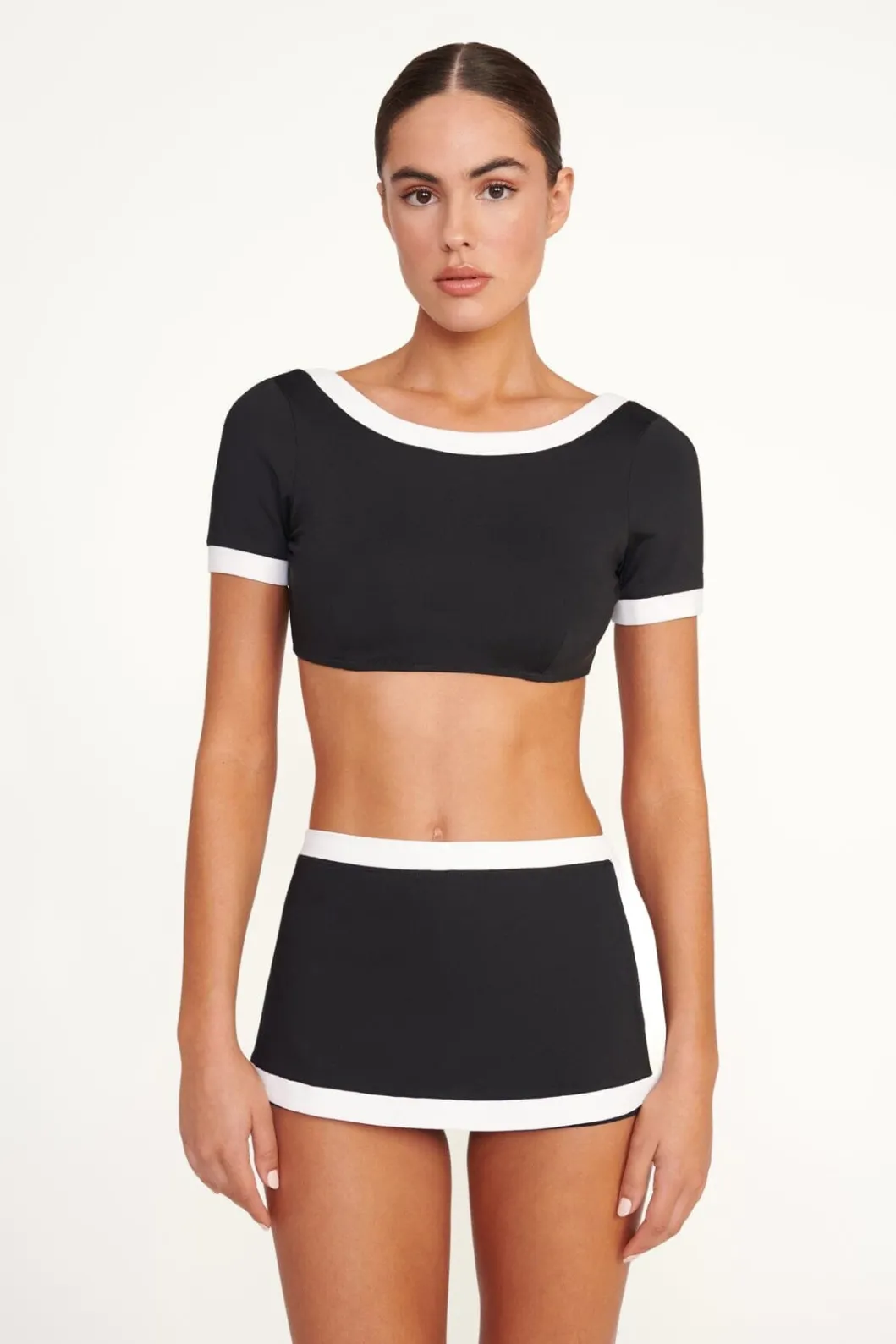 staud_nell_swim_skirt_blackwhite__2.webp STAUD NELL SWIM SKIRT 1< Swim