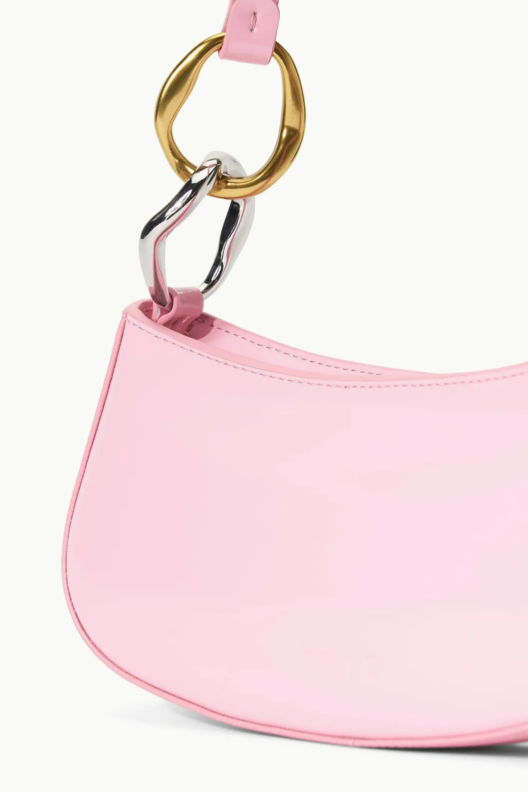 staud_ollie_bag_cherry_blossom_4.webp STAUD OLLIE BAG CHERRY BLOSSOM< Shoulder