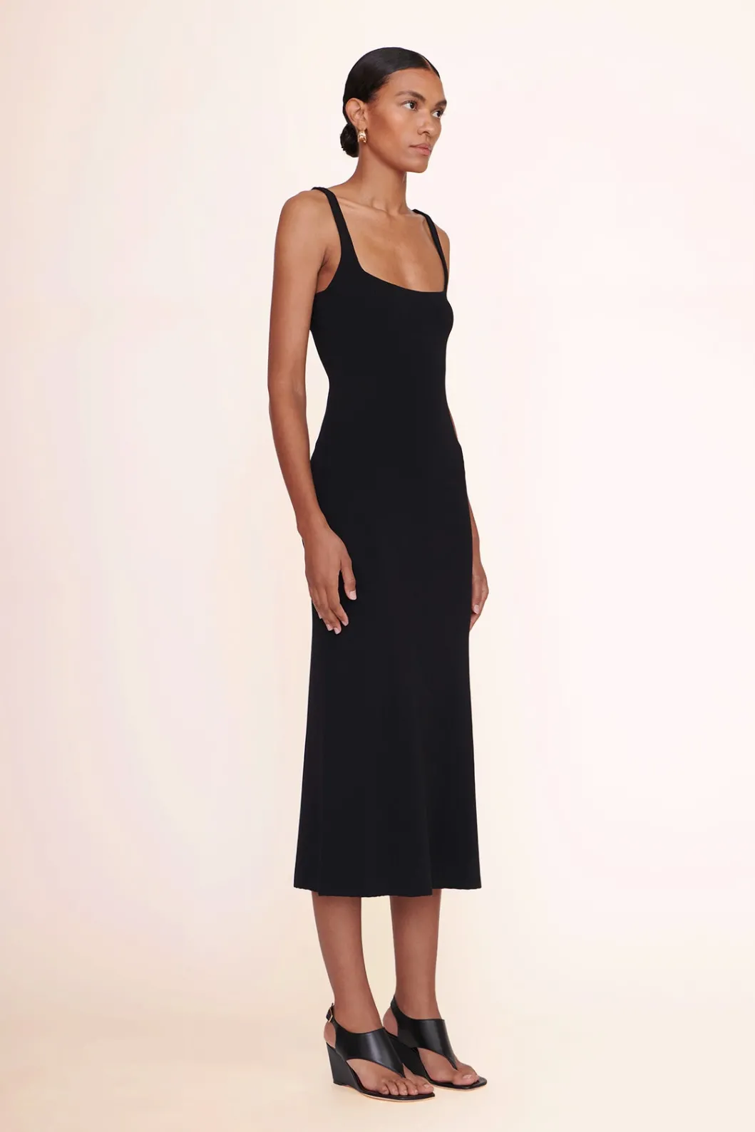 staud_paityn_dress_black_3.webp STAUD PAITYN DRESS< Knit Dresses | Midi Dresses