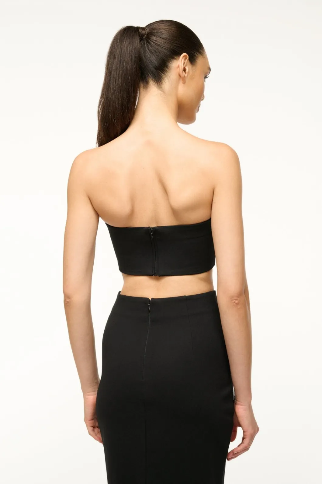 staud_palladium_top_black_3.webp STAUD PALLADIUM TOP< Tops | The Evening Edit
