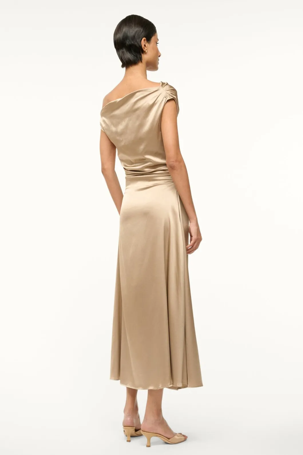 staud_phare_dress_birch_2.webp STAUD PHARE DRESS< Dresses | The Evening Edit