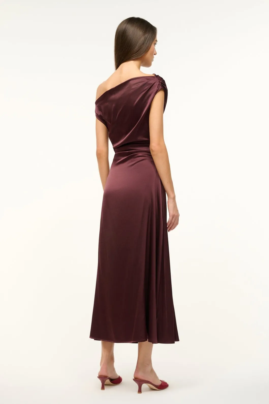 staud_phare_dress_merlot_3.webp STAUD PHARE DRESS< Dresses | The Evening Edit