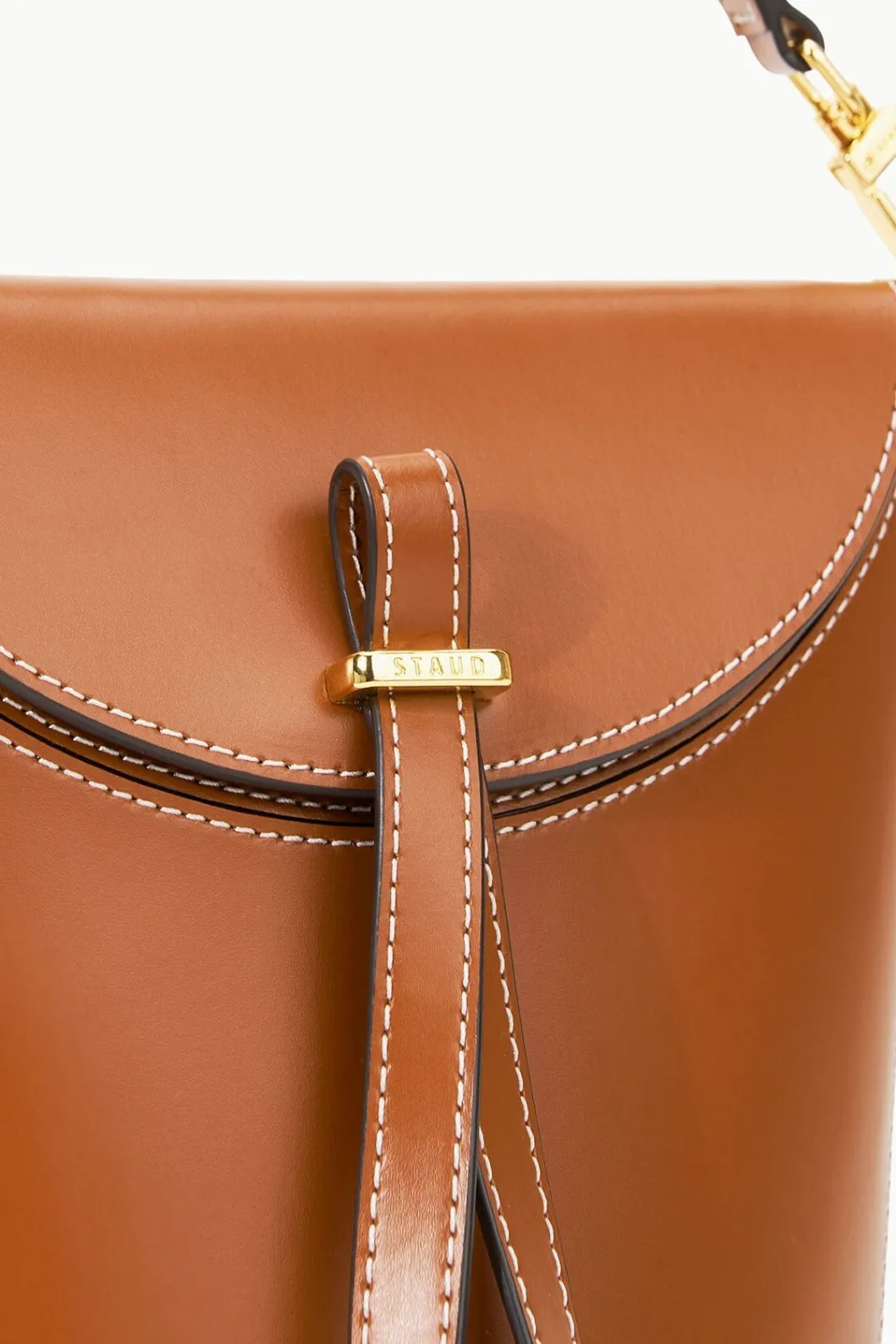 staud_phoebe_convertible_bucket_tan_5.webp STAUD PHOEBE CONVERTIBLE BUCKET< Bucket