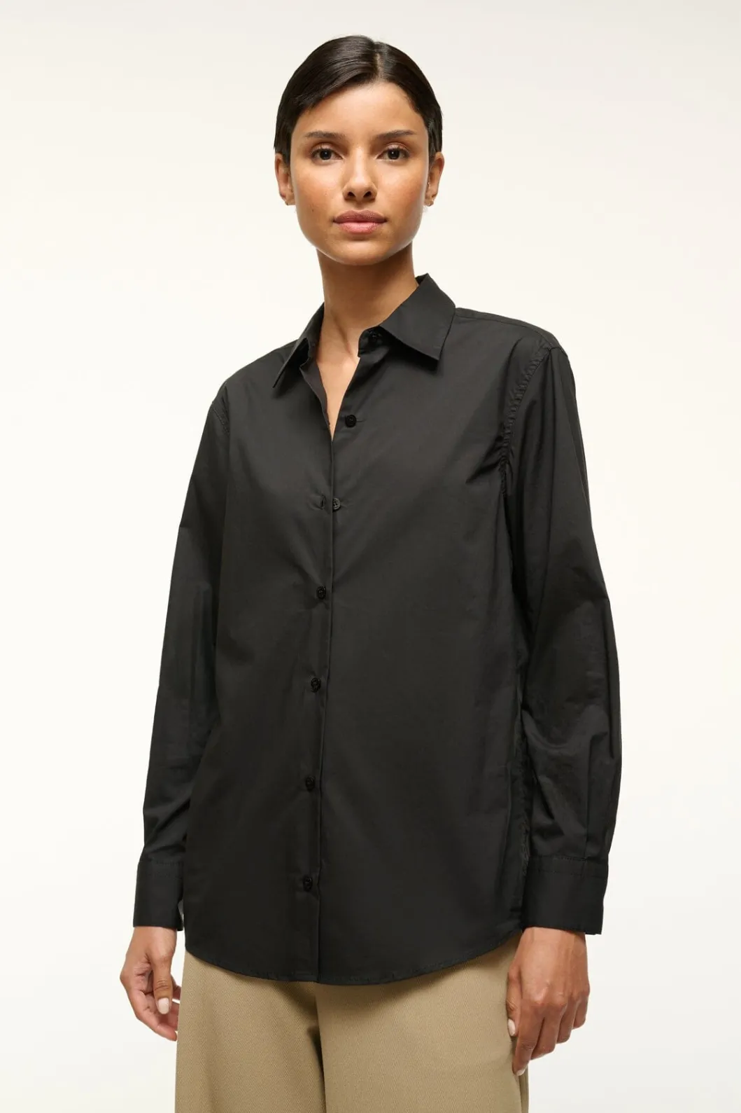 staud_roxbury_poplin_shirt_black_2.webp STAUD ROXBURY POPLIN SHIRT< Tops