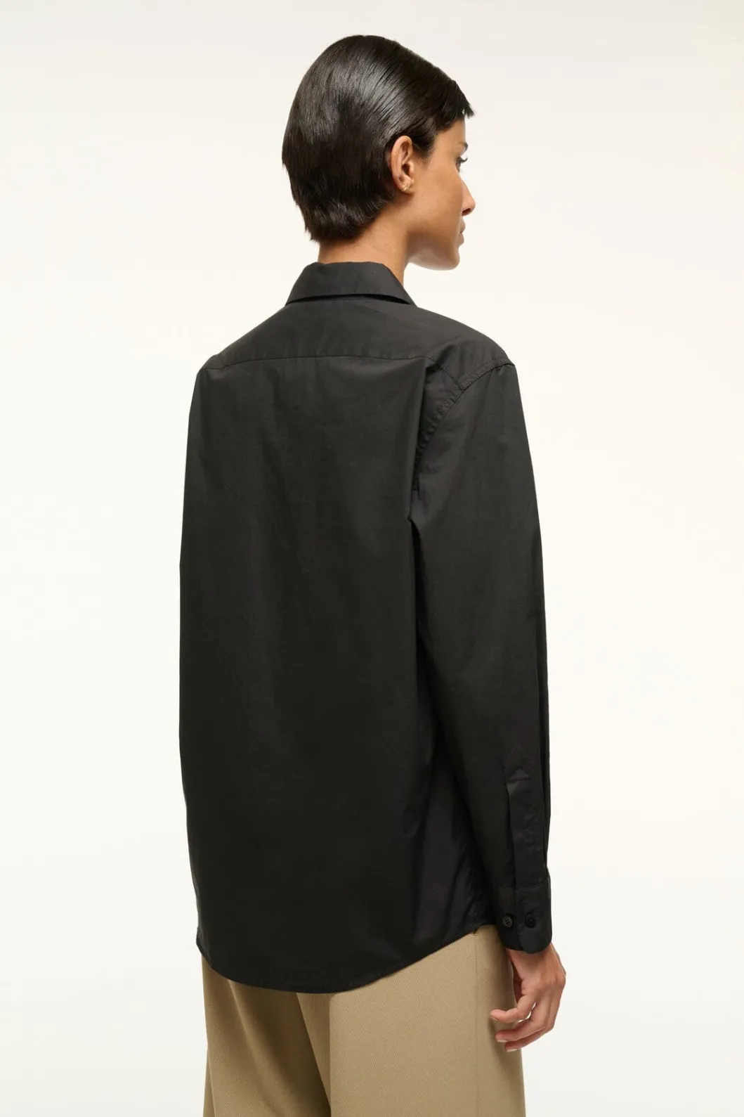 staud_roxbury_poplin_shirt_black_3.webp STAUD ROXBURY POPLIN SHIRT< Tops