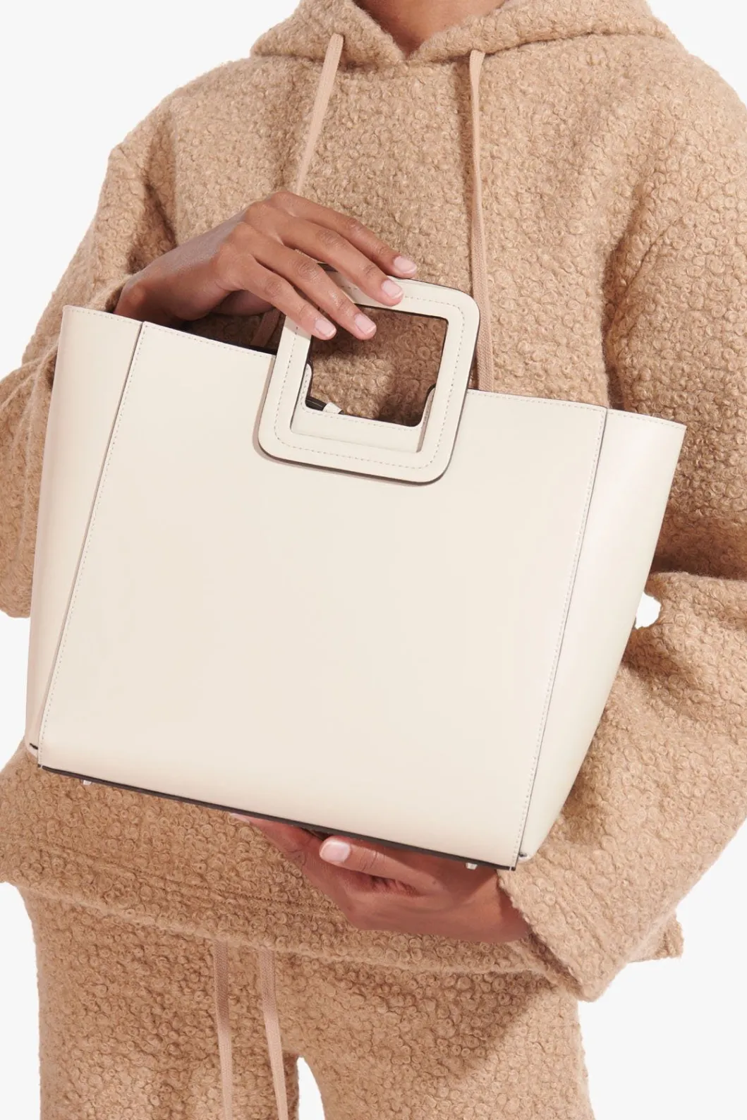 staud_shirley_leather_tote_bag__cream_8.webp STAUD SHIRLEY LEATHER TOTE BAG | < Totes | Crossbody